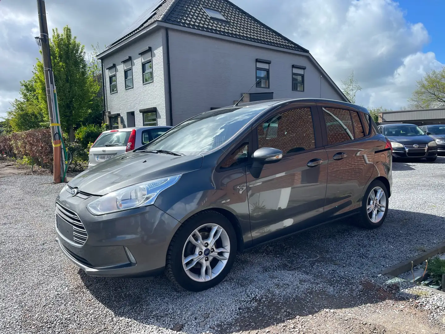 Ford B-Max 1.0 Benzine,EcoBoost,Airco,Gps,Start/Stop,... Gris - 1