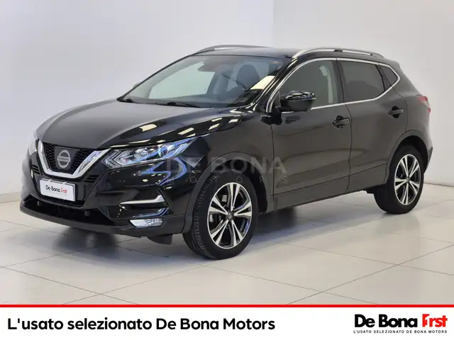 2017 Nissan Qashqai in Black for sale