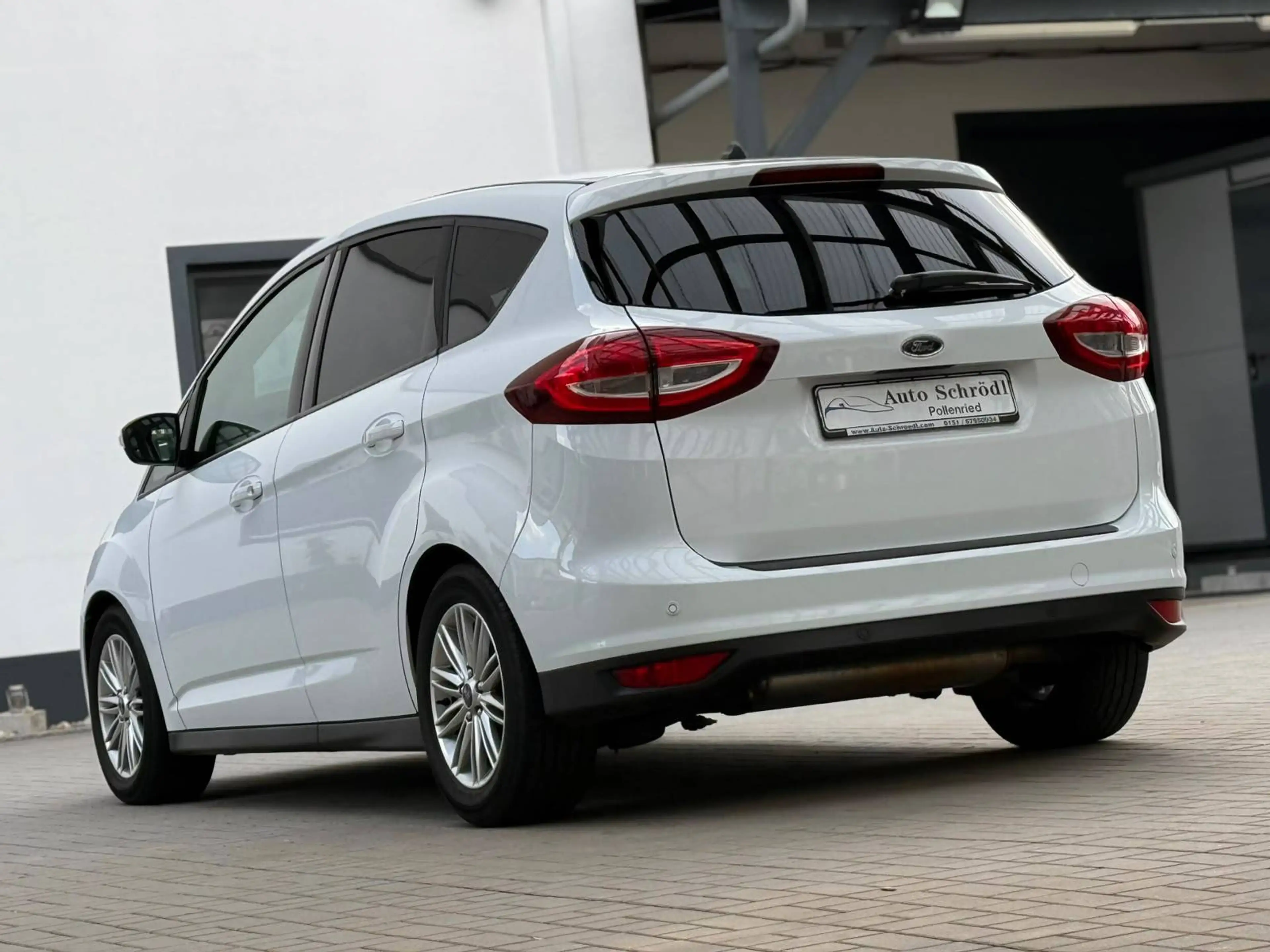 Ford C-Max Aut. 1.5 EcoBoost, Bi-Xenon, Lenkradheiz, Active City Stop, Tempomat, PDC, 2-Zonen Klimaauto, SR+WR — photo 4