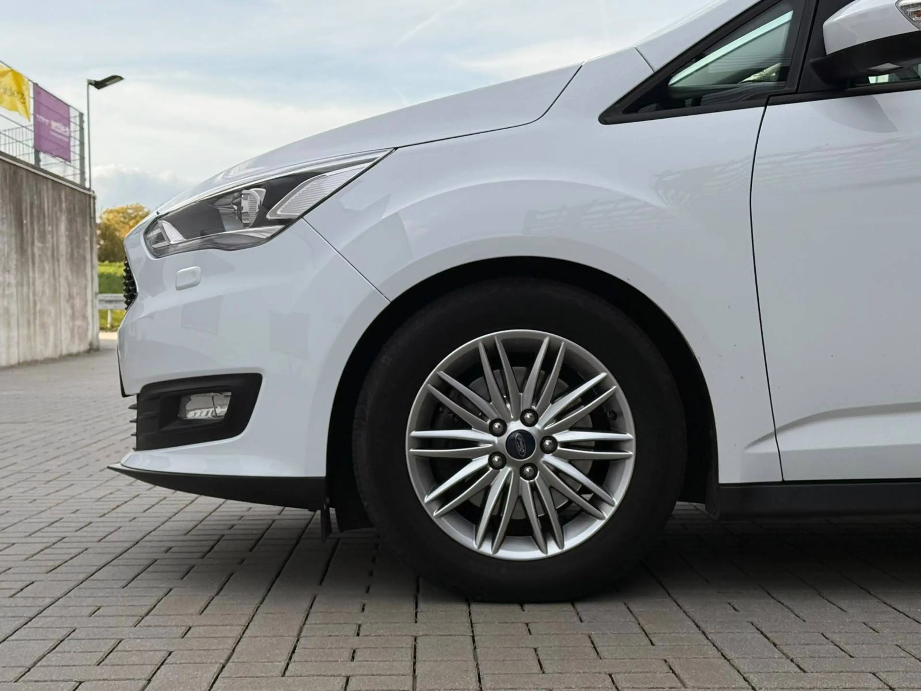 Ford C-Max Aut. 1.5 EcoBoost, Bi-Xenon, Lenkradheiz, Active City Stop, Tempomat, PDC, 2-Zonen Klimaauto, SR+WR — photo 11