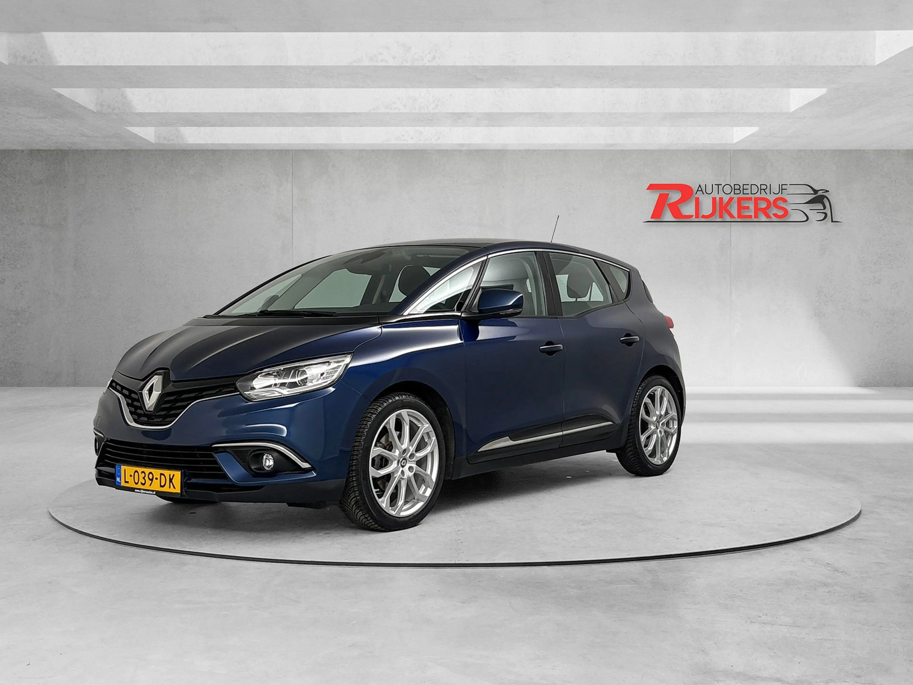 Renault Scenic 1.2 TCe Intens handgeschakeld 116PK Trekhaak,Airco