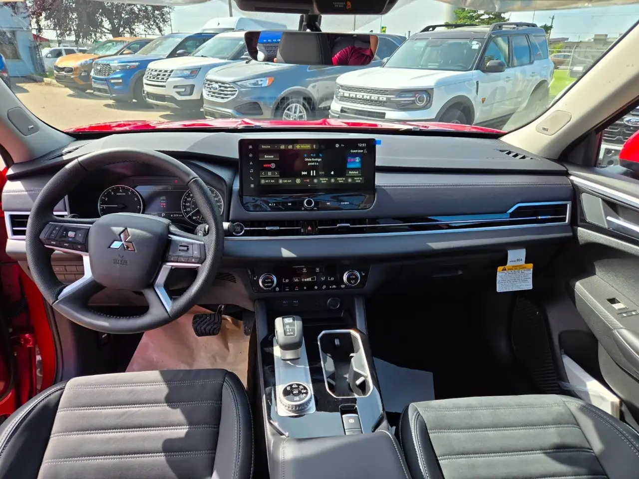 Mitsubishi Outlander снимка Mitsubishi Outlander