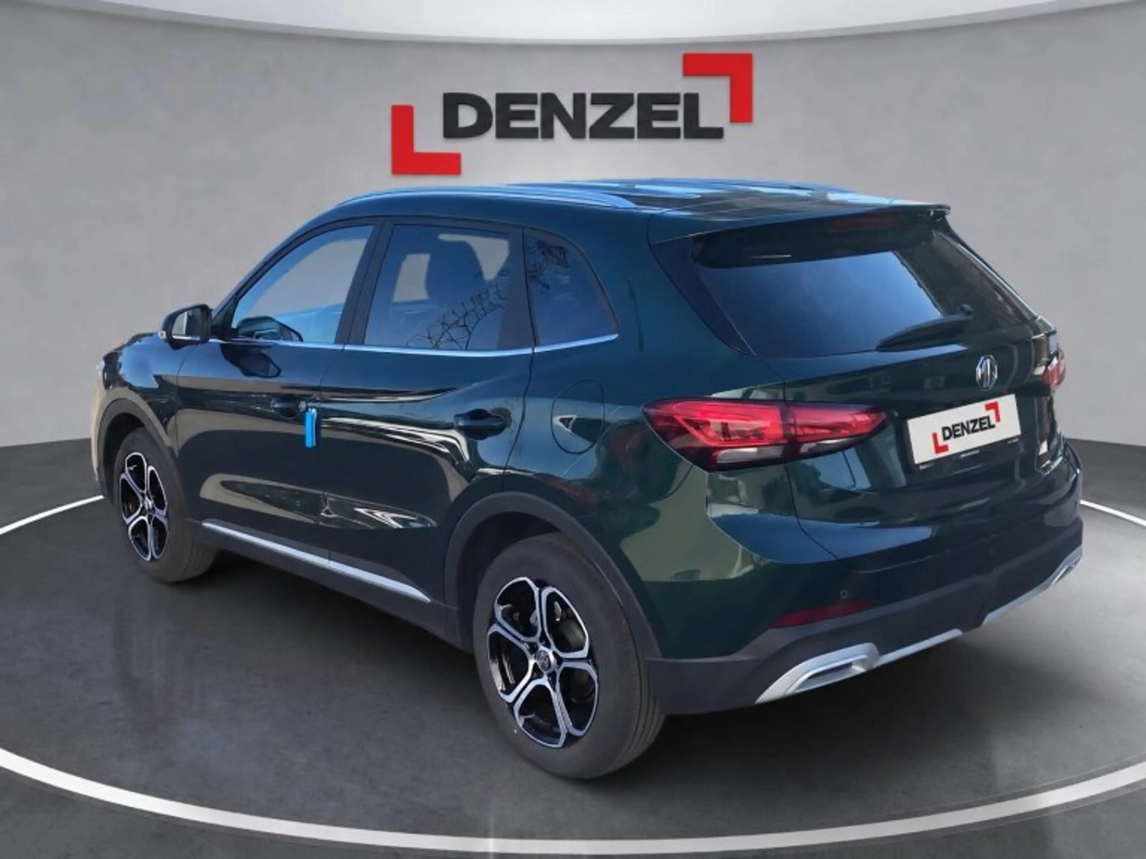 MG ZS + 1,5 MT Deluxe 25.5 Österreich Paket — photo 3