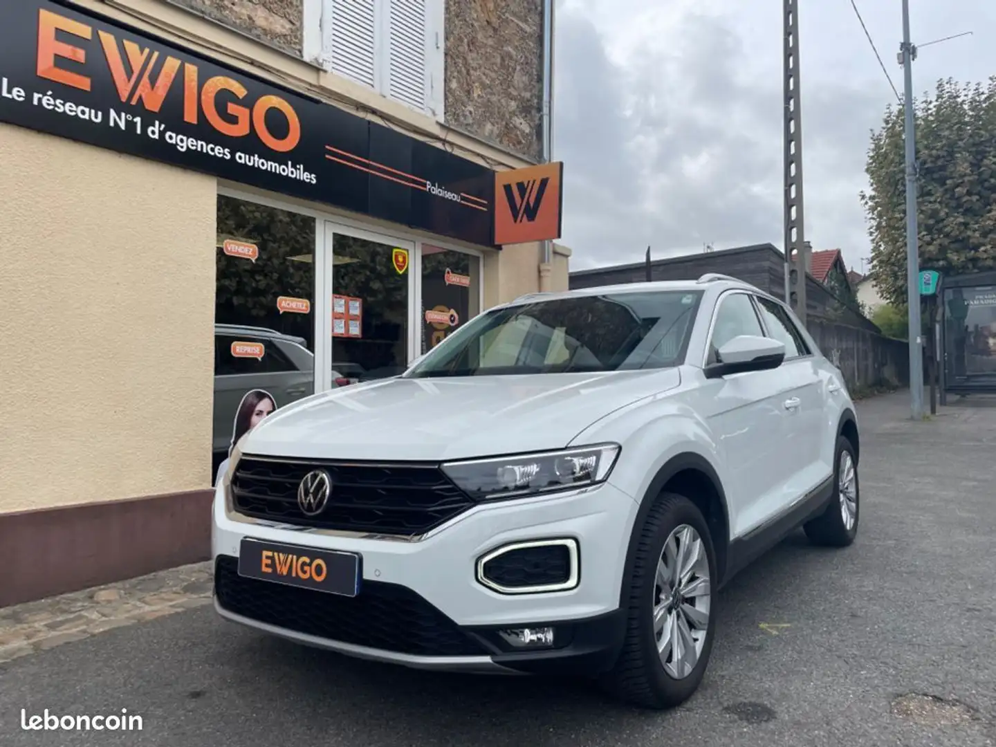 Volkswagen T-Roc 1.5 tsi 150ch evo carat dsg bva Blanc - 1