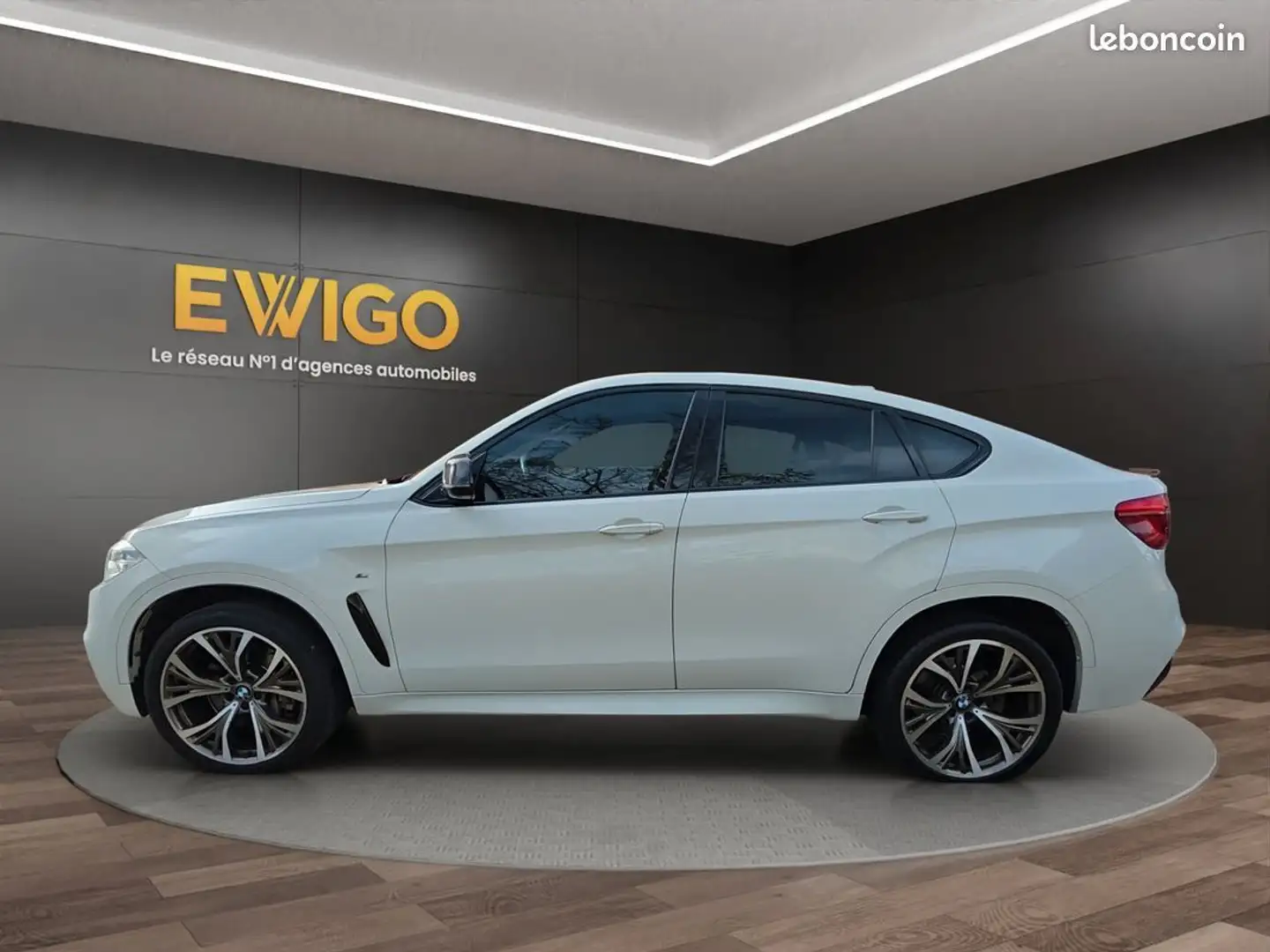BMW X6 m50d 5.0 d 380 m-performance xdrive bva serie limitee 1 sur 115 origine fr garantie 12 mois Blanc - 2