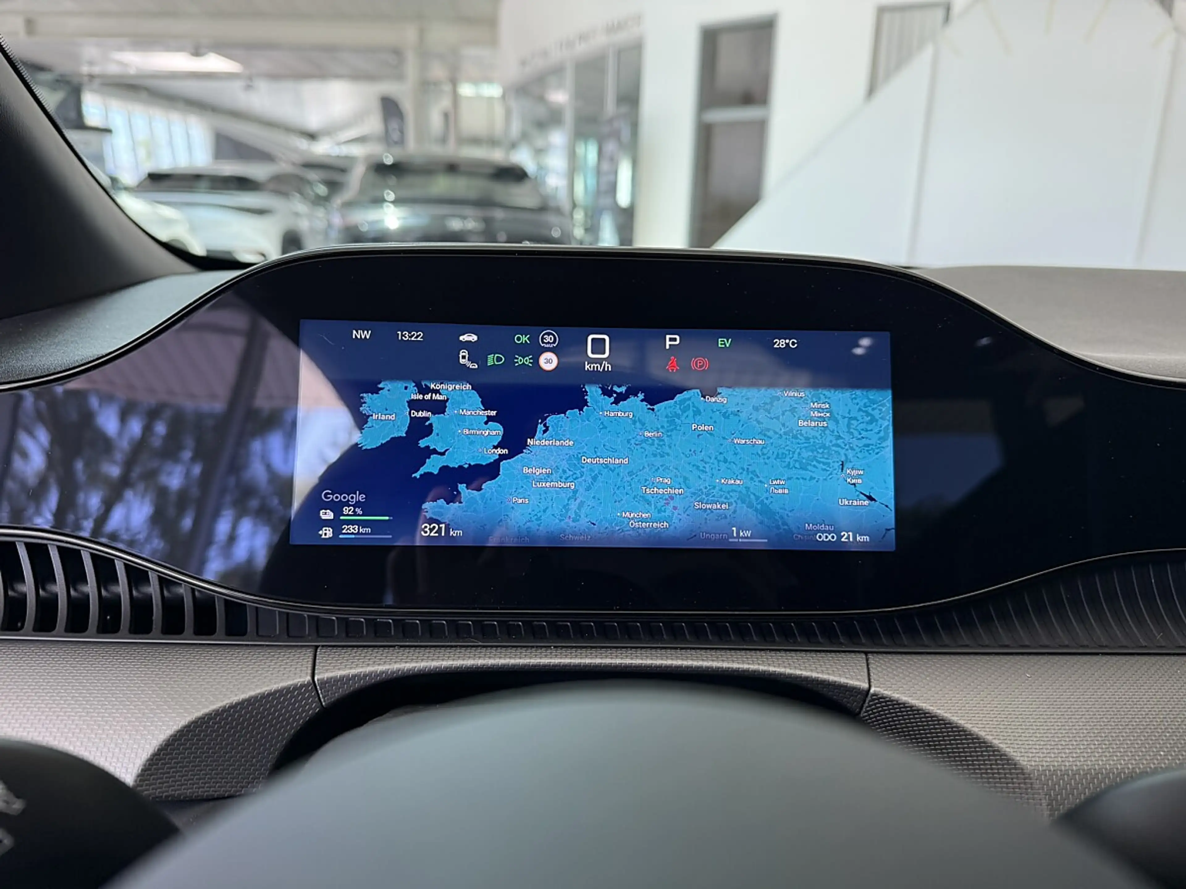 BYD Dolphin G DM-i PHEV 18,3kWh Comfort — photo 15