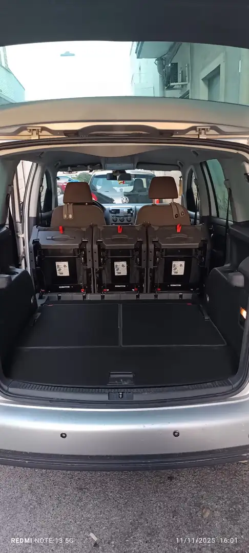 Volkswagen Touran 1.9 tdi Highline dpf - 2