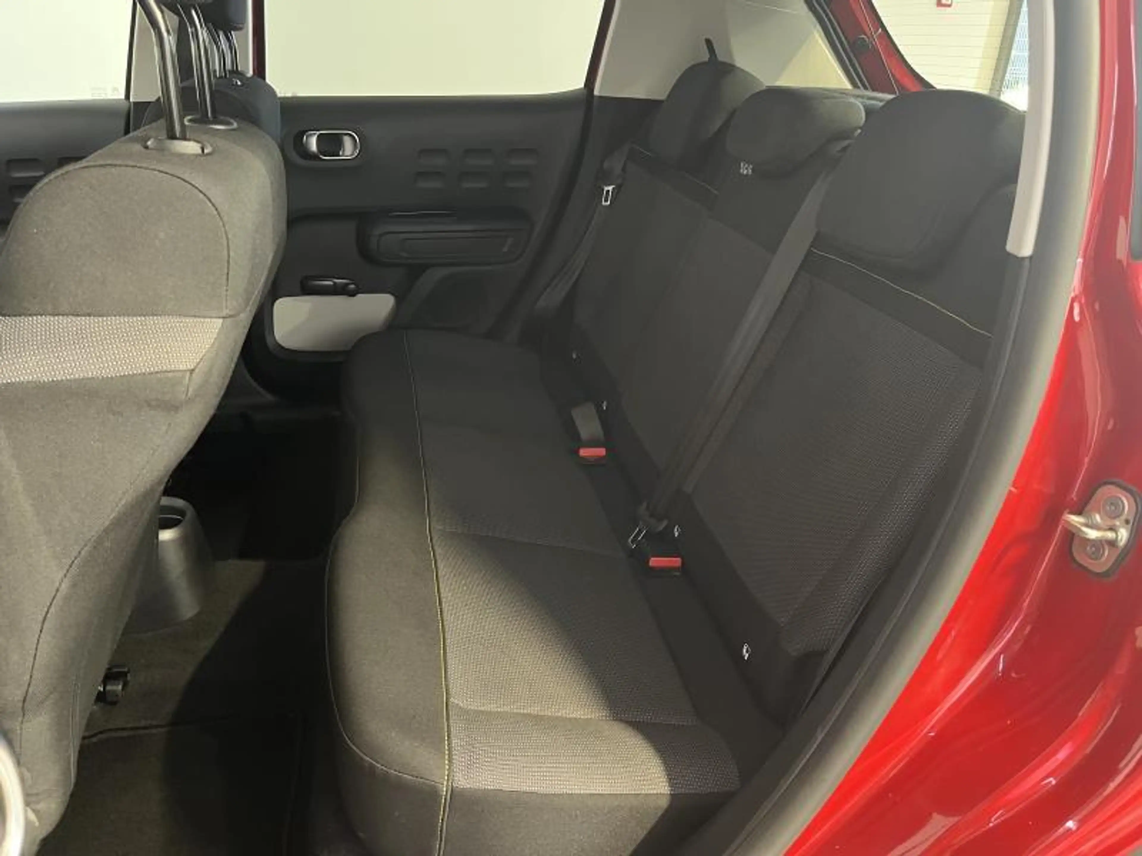 Citroen C3 FEEL — photo 15