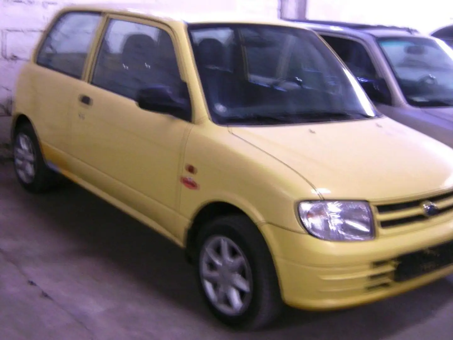 Daihatsu Cuore Cuore GL in gelb oder Teile Gelb - 2