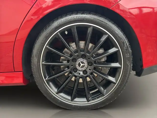 Mercedes-Benz Cla view 10