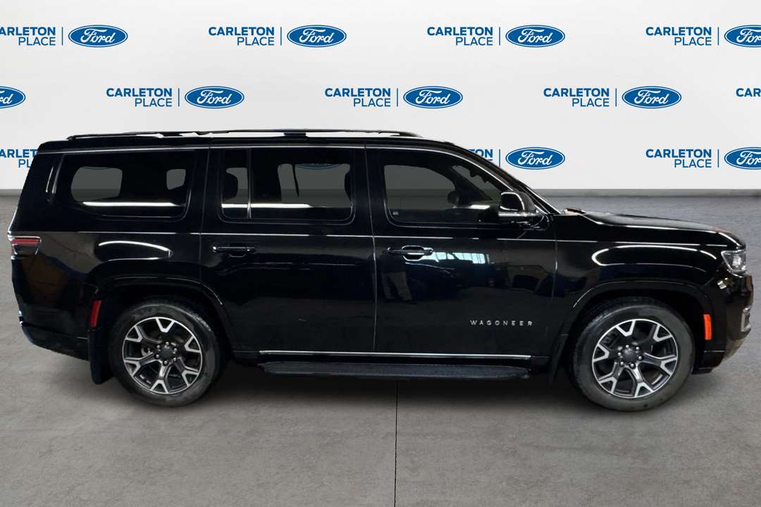 2023 Jeep Wagoneer 4WD