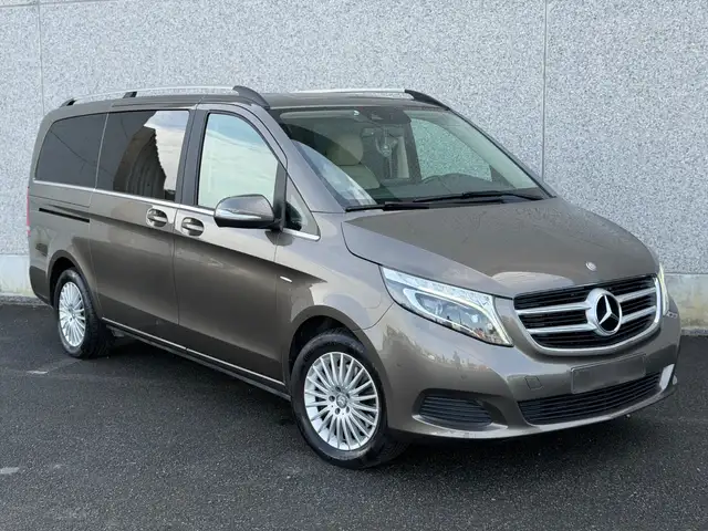 Mercedes-Benz V 250 V 250 d 4-Matic VIP Line Avantgarde