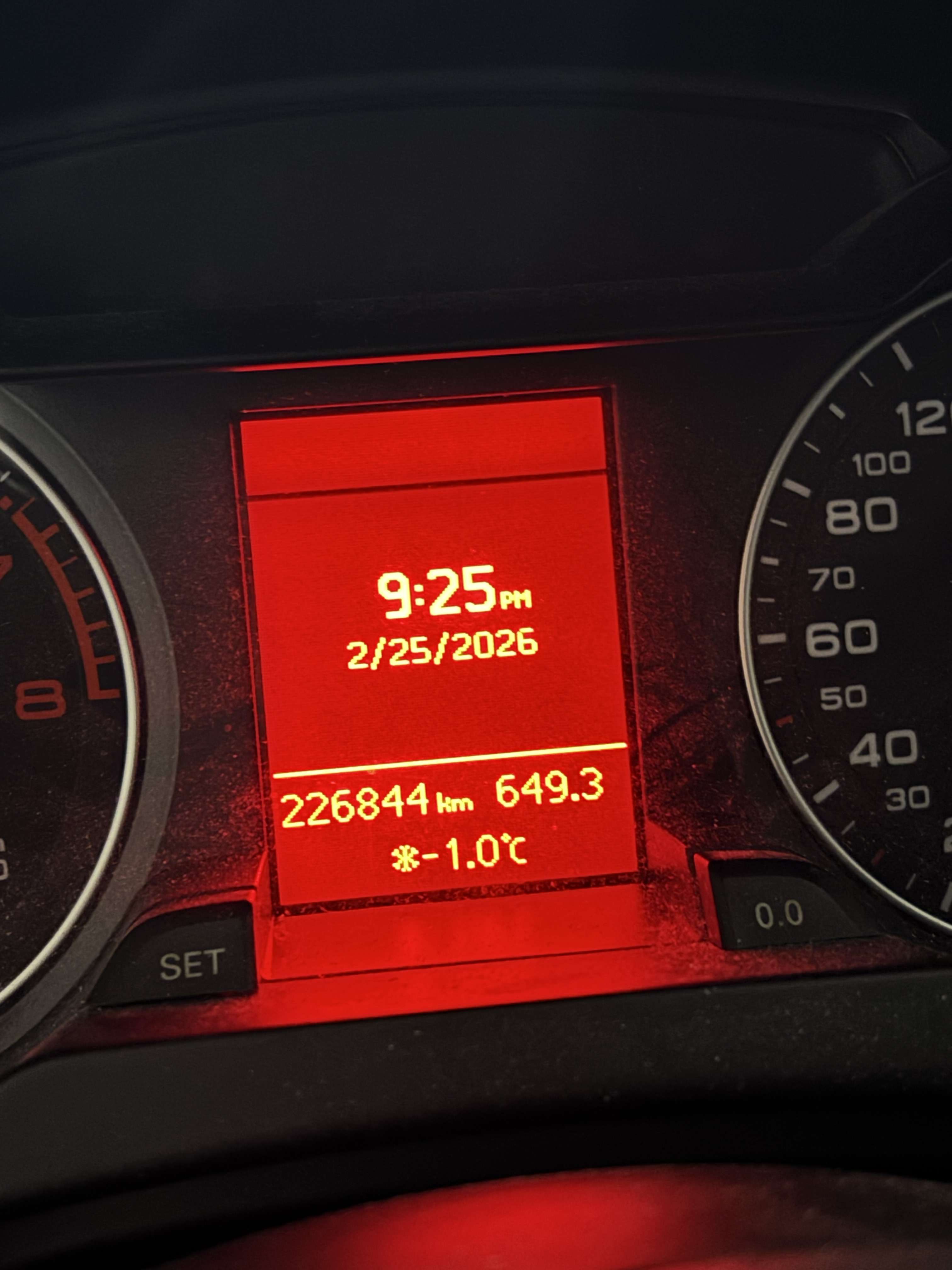 2012 Audi A4 4dr Sdn Auto quattro 2.0T Premium Plus alt 3