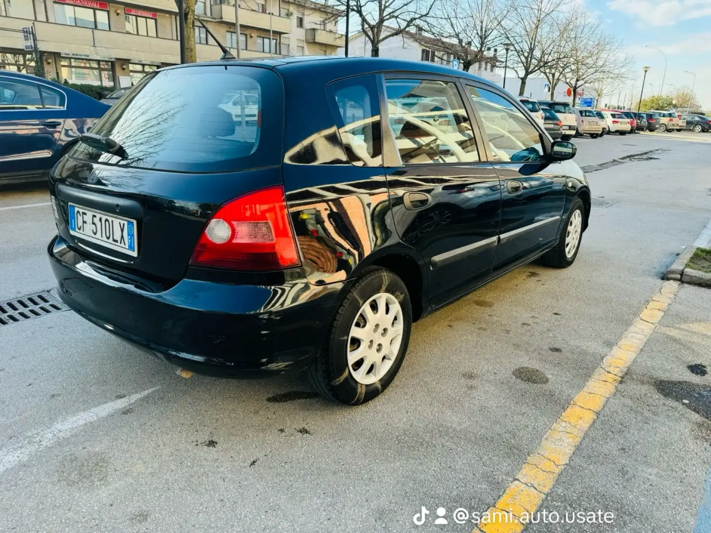 Honda Civic 1.4 LS Чорний - 2