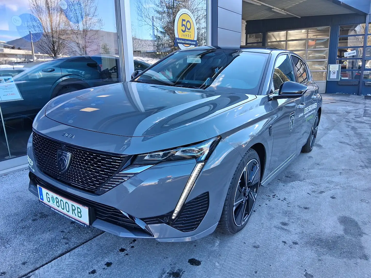 Peugeot 308 Elektro 156PS 51kWh GT Grau - 1