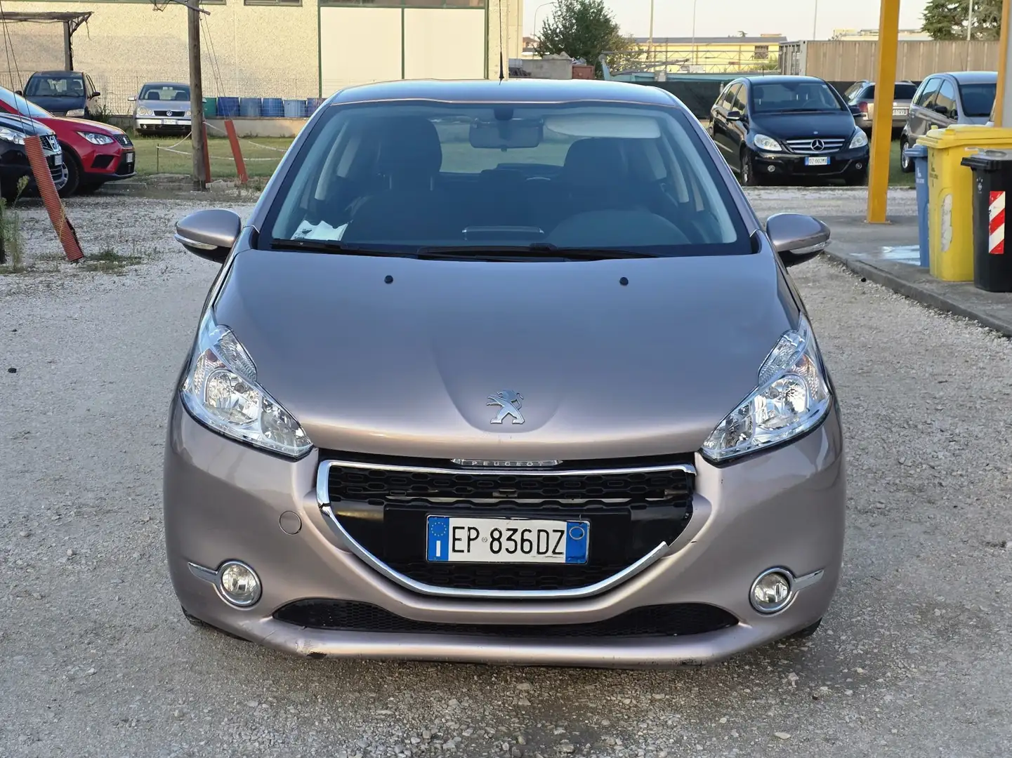 Peugeot 208 1.4 diesel 68cv 2012 - 2