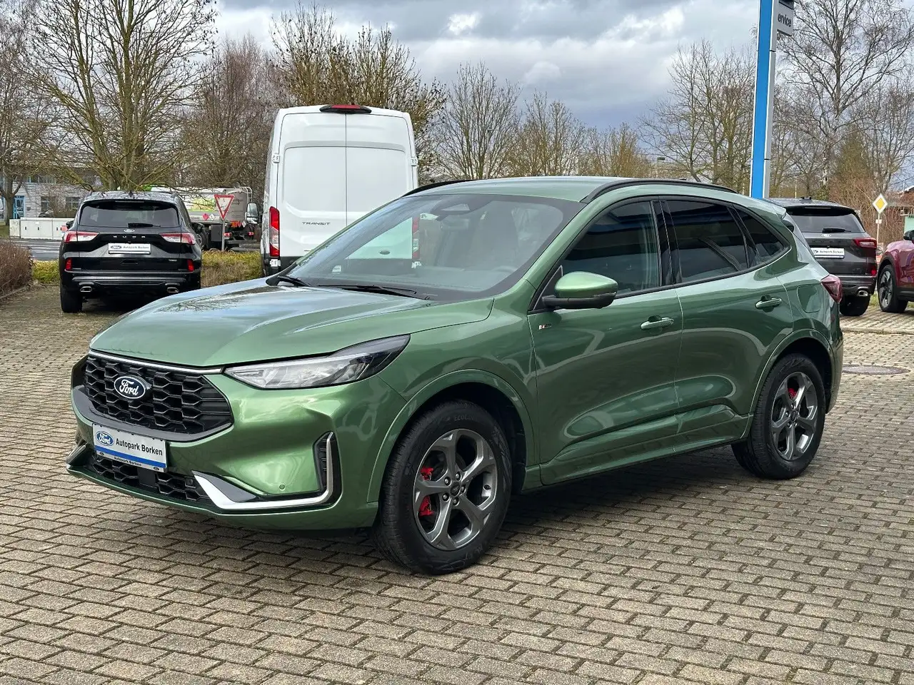 Ford Kuga ST-Line X AHK Schwenkbar B&O Kamera360 LED