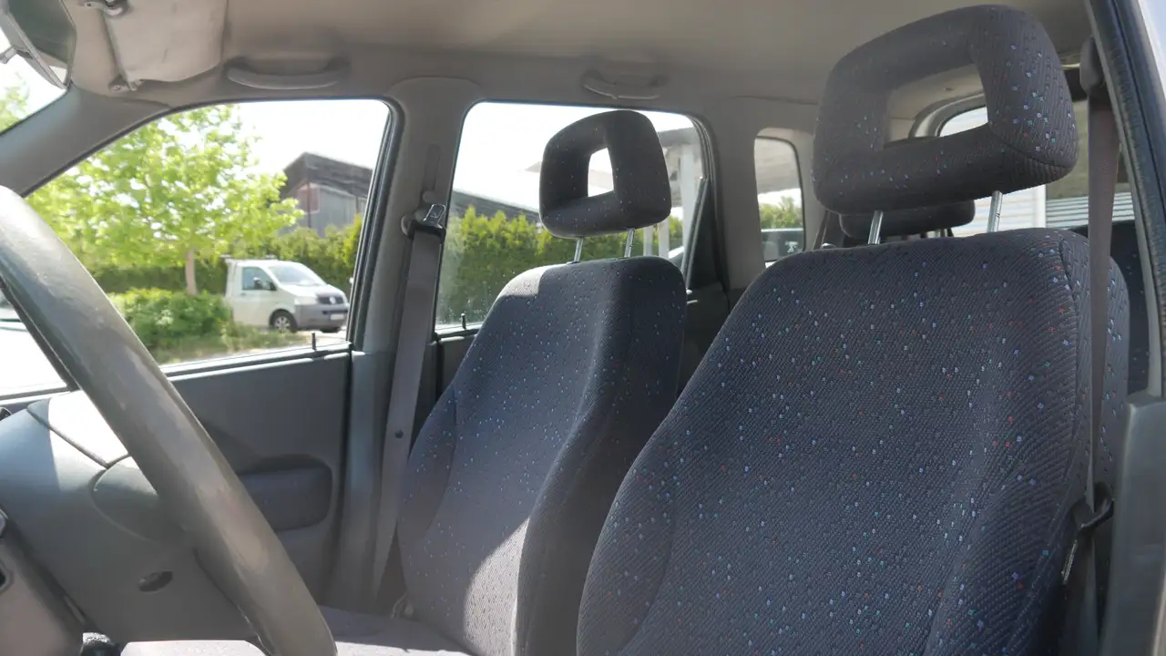 Suzuki Ignis 4WD Allrad Klimaanlage Tüv,- Kundendienst Neu, foto 12