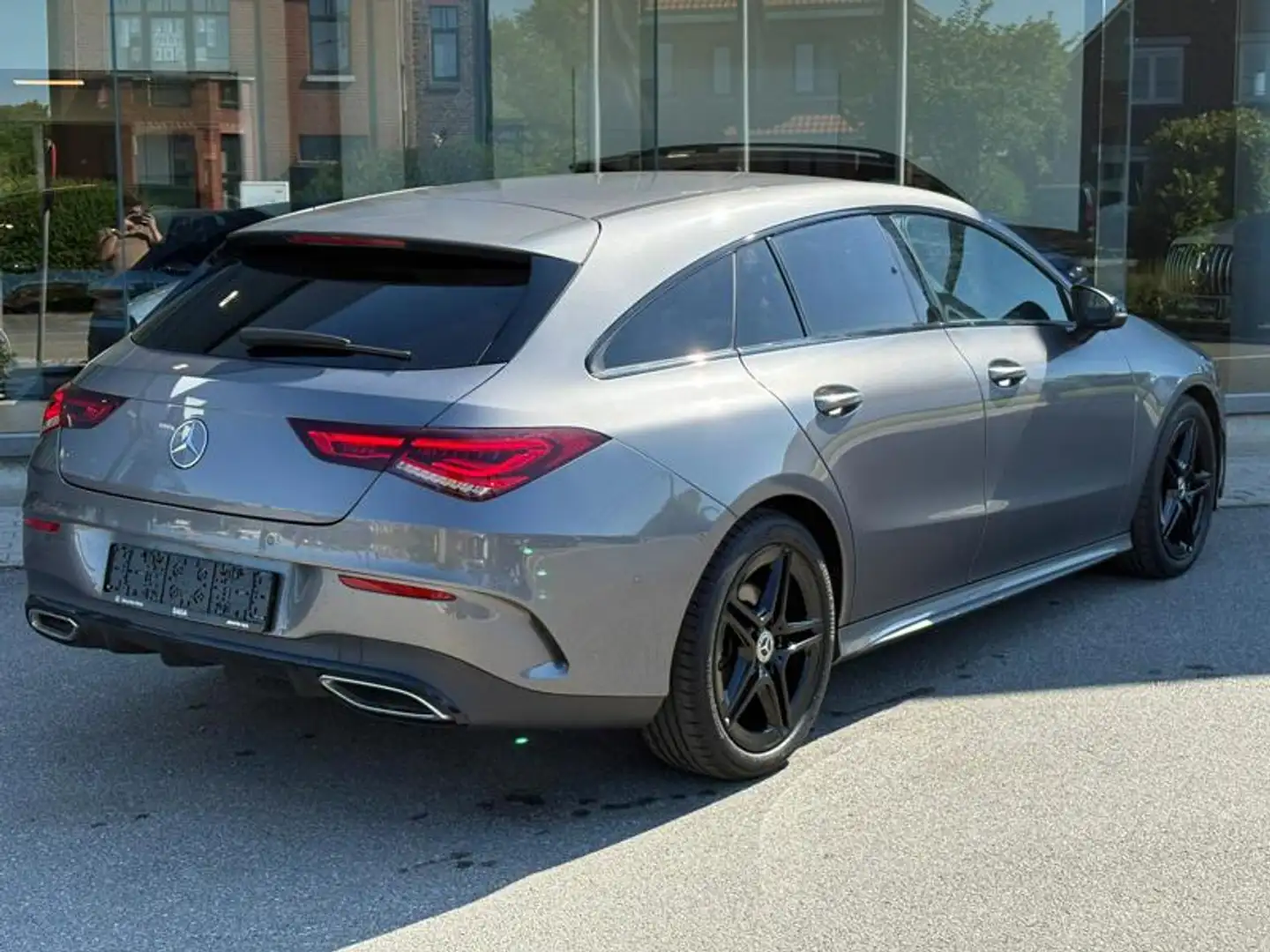 Mercedes-Benz CLA 200 200 SB AMG Pack Night Grey - 2