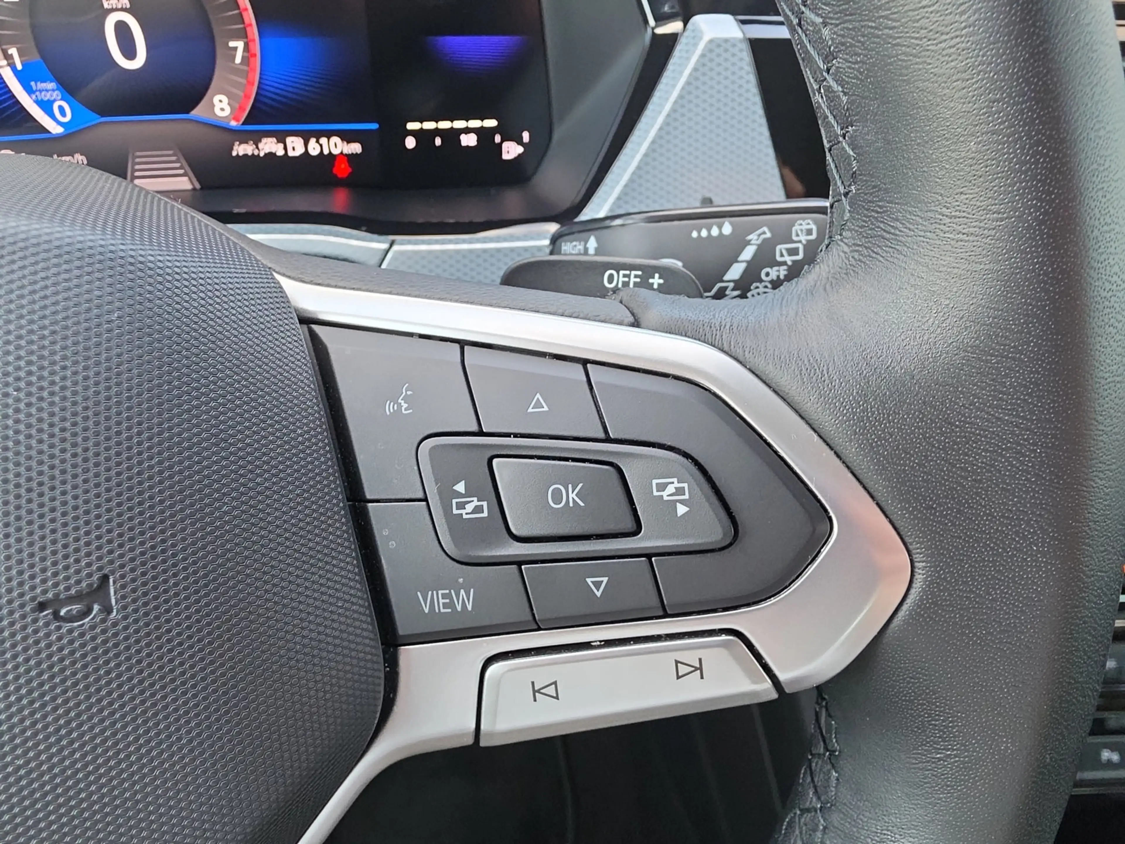 Volkswagen Touran 1,5 TSI DSG Goal 7.SITZE+NAVI+AHK+RÜCK.KAM — photo 15