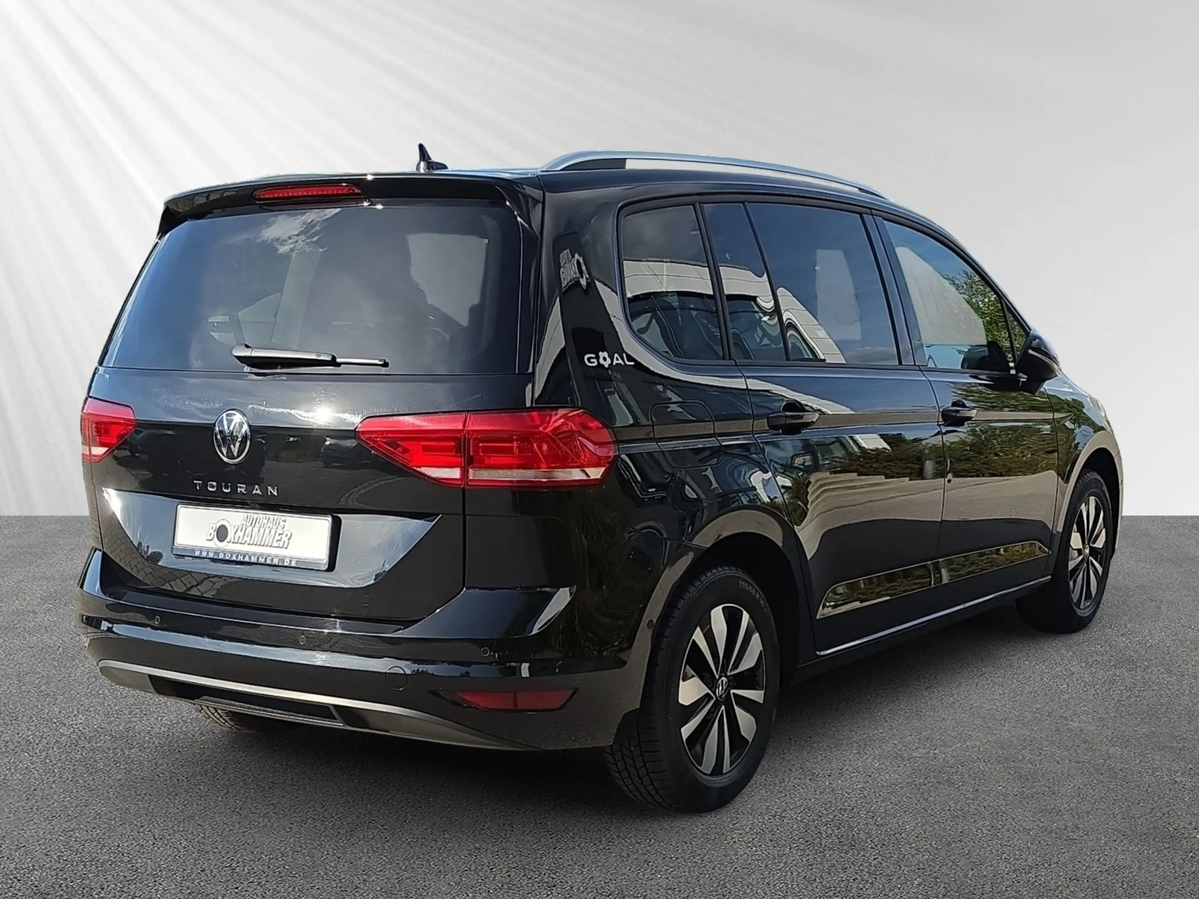 Volkswagen Touran 1,5 TSI DSG Goal 7.SITZE+NAVI+AHK+RÜCK.KAM — photo 4