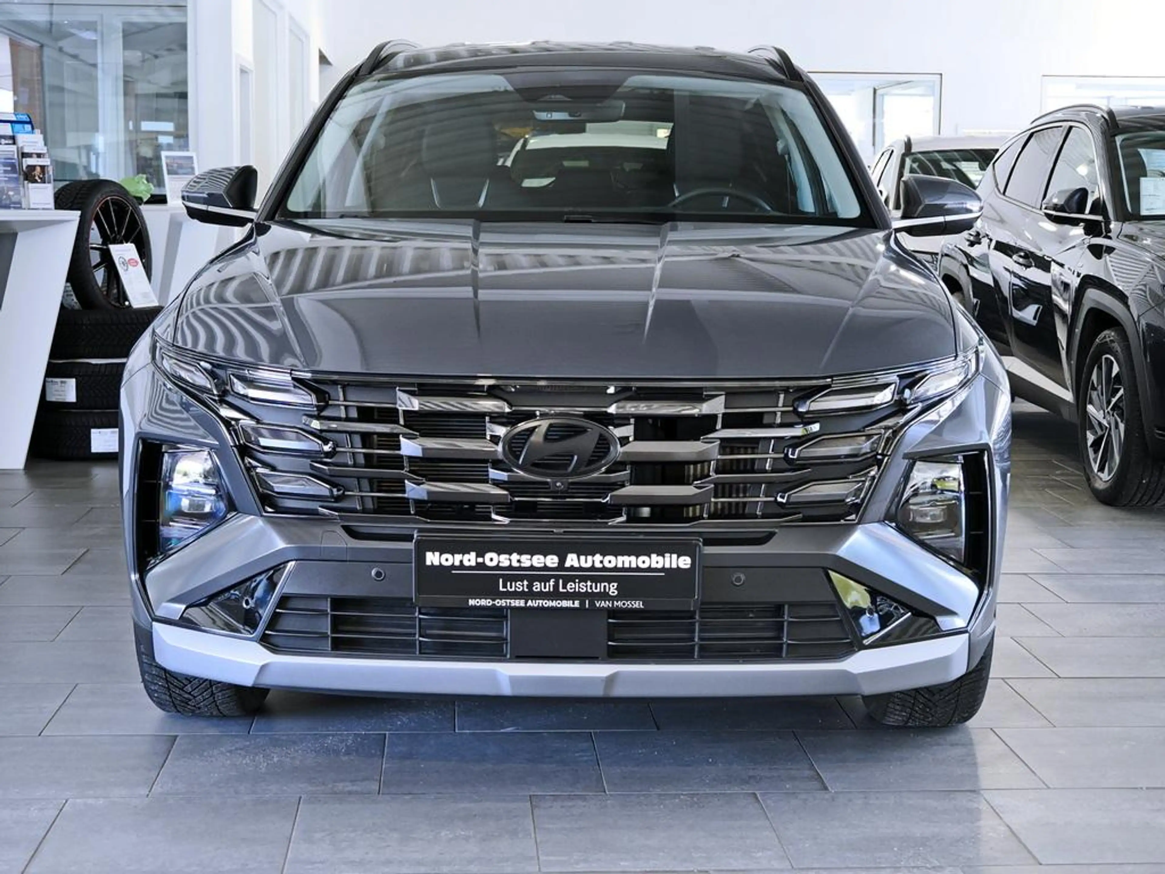 Hyundai TUCSON 1.6 CRDI PRIME 4WD SHZ LHZ HUD NAVI LED — photo 4
