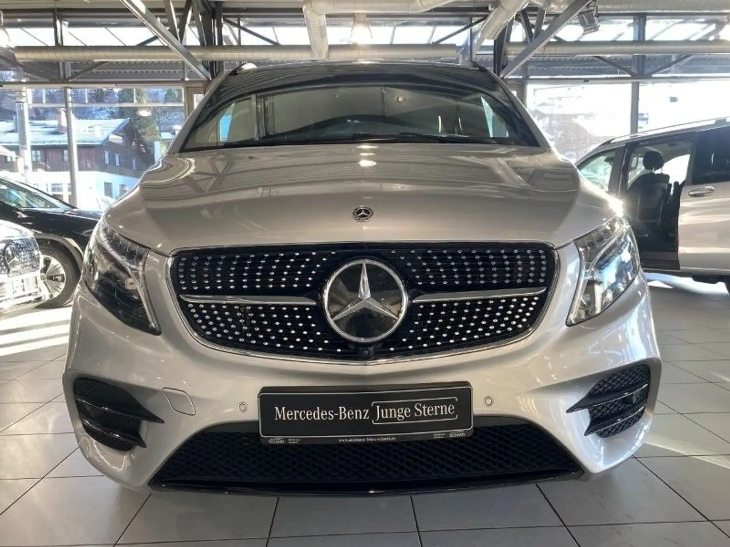 Mercedes-Benz V 300 d 4MATIC EXCLUSIVE EDITION Lang Voll SHZ h Argent - 2