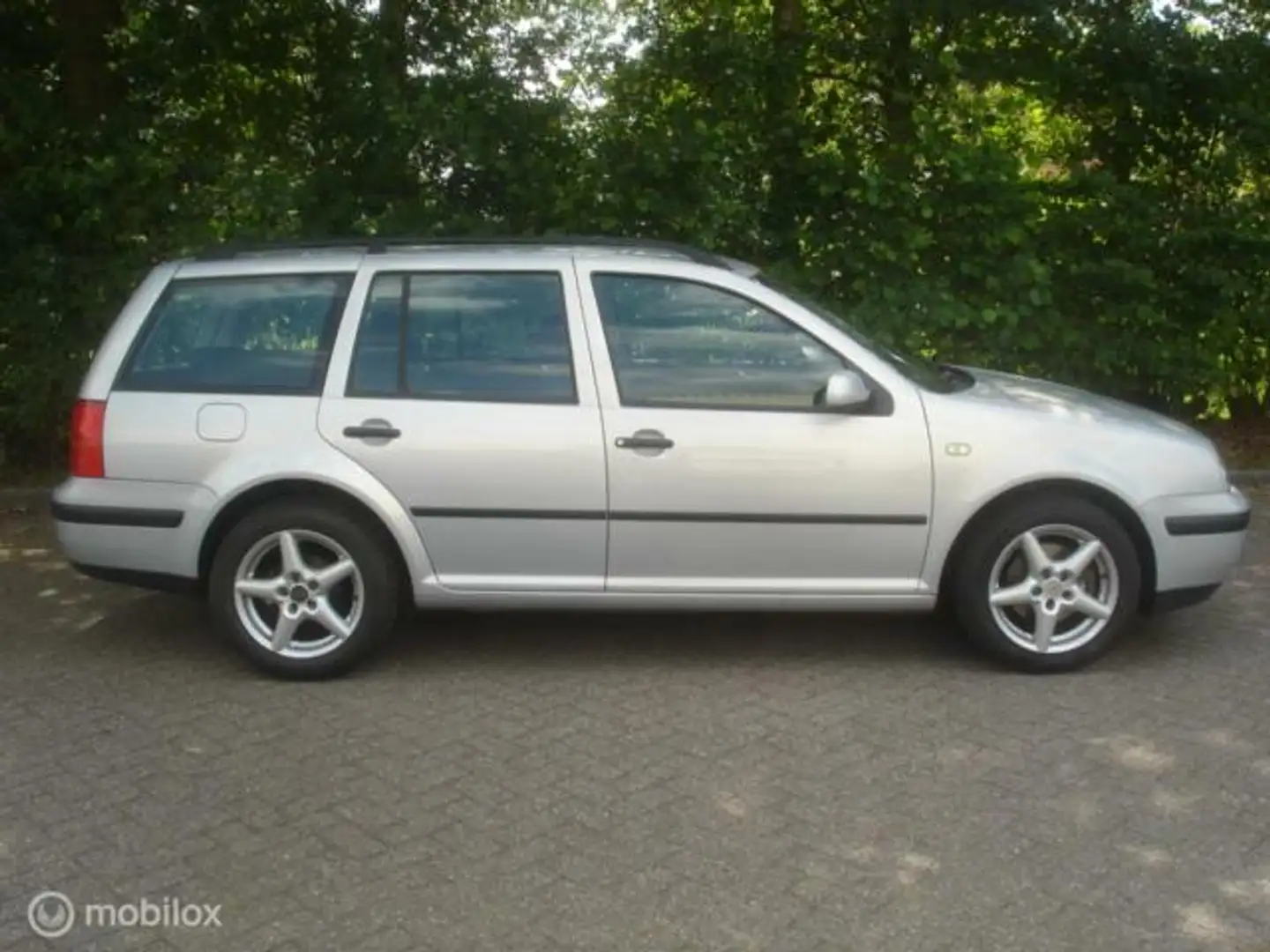 Volkswagen Golf Variant 1.6 Comfortline Grijs - 2