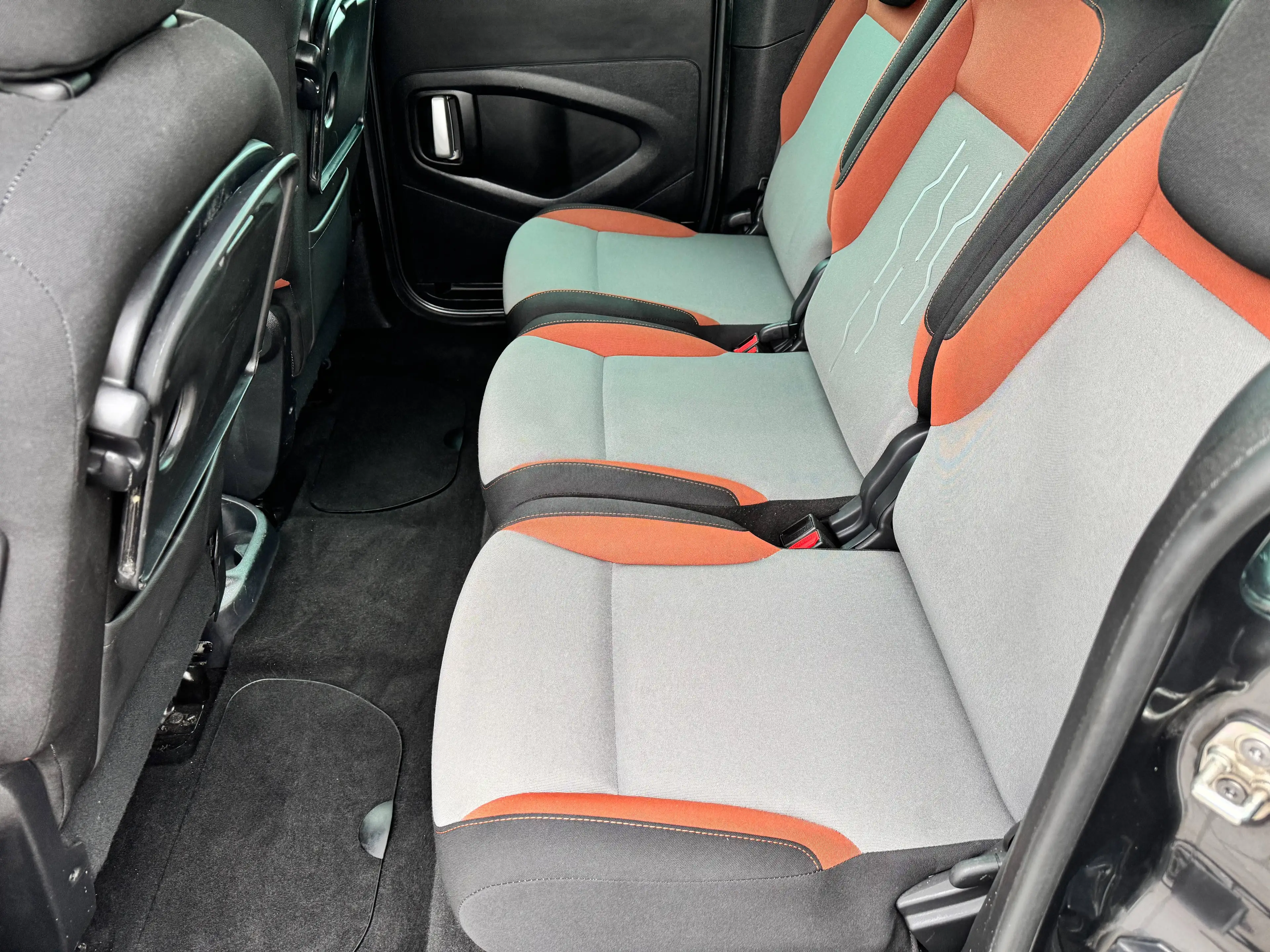 Peugeot Partner Partner Tepee 1.6 BlueHDi Active S — photo 10