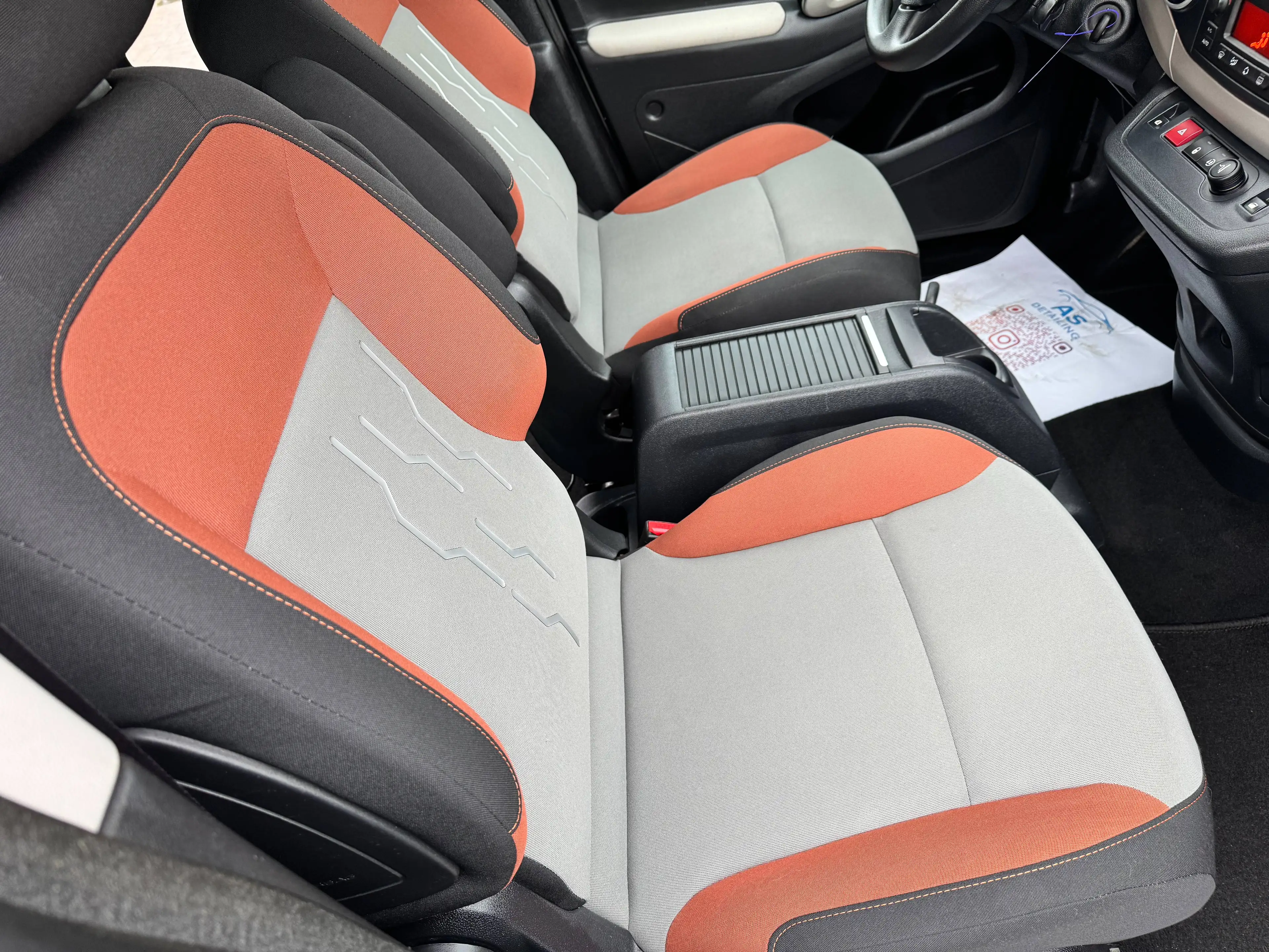 Peugeot Partner Partner Tepee 1.6 BlueHDi Active S — photo 12