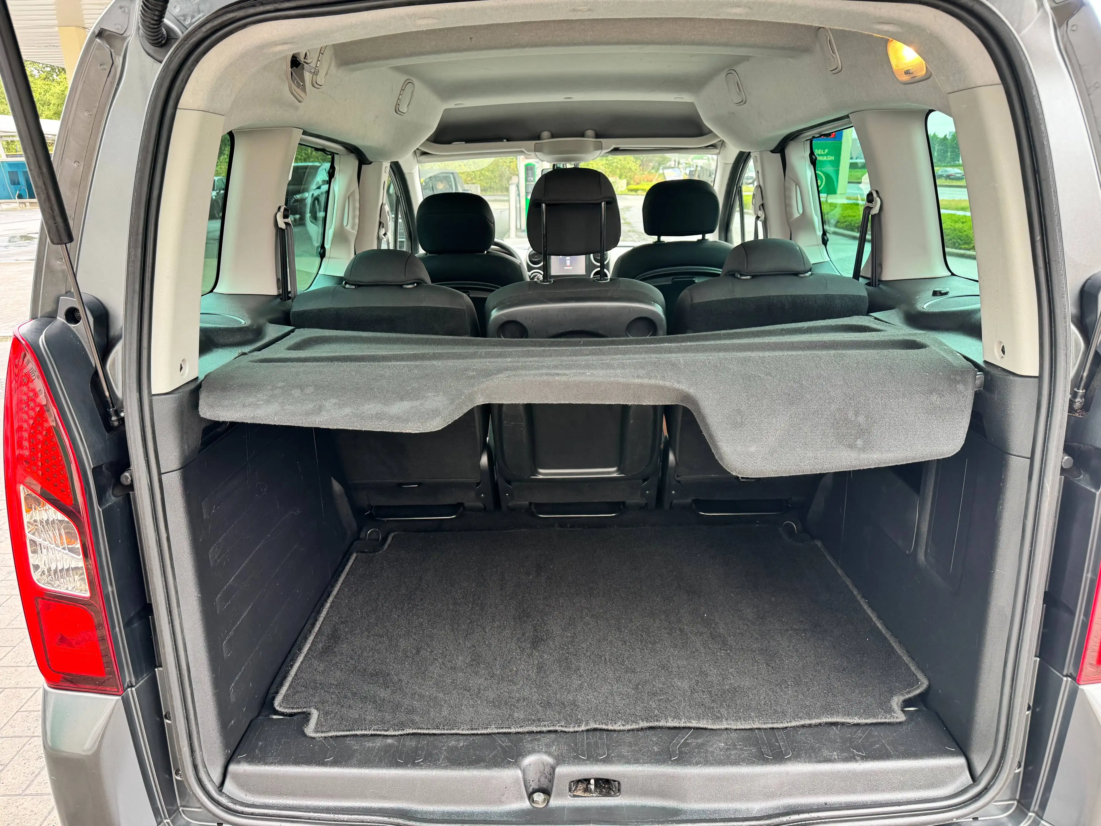 Peugeot Partner Partner Tepee 1.6 BlueHDi Active S — photo 9