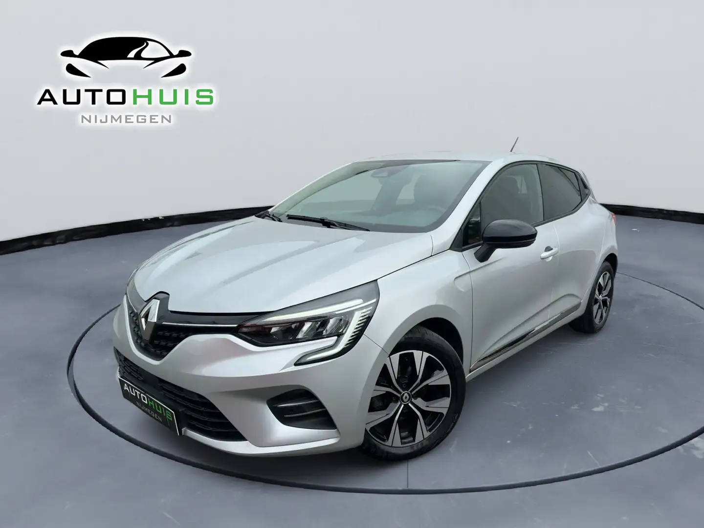 Renault Clio 1,0 tce intens Automaat Navigatiesysteem Stoelverw Grijs - 1