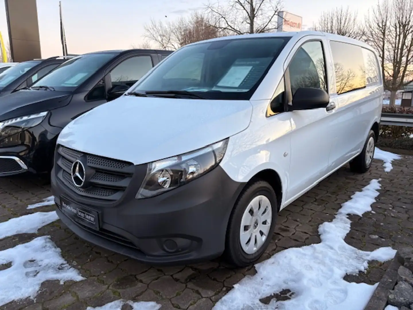 Mercedes-Benz Vito 116 CDI Mixto Kompakt Klima/5 Sitzer/AHK Weiß - 1