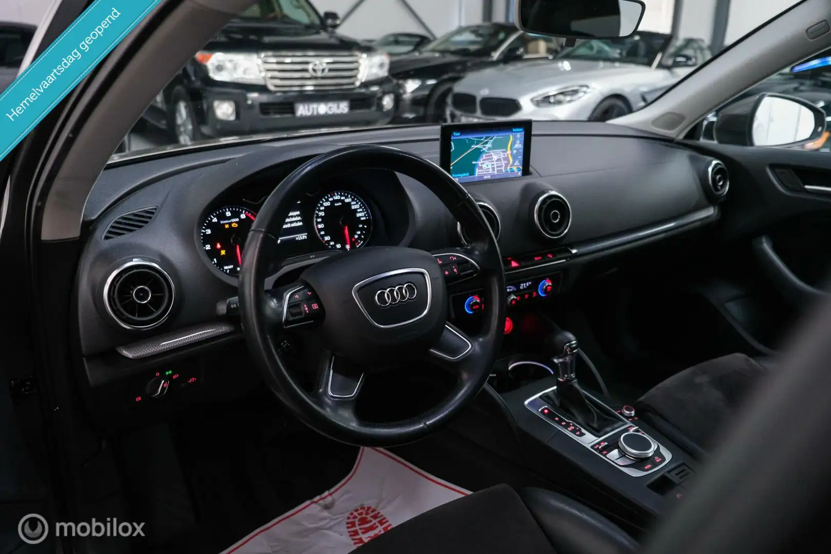 Audi A3 Sportback 1.8 TFSI Ambiente Pro Line plus 180 pk | Grau - 2