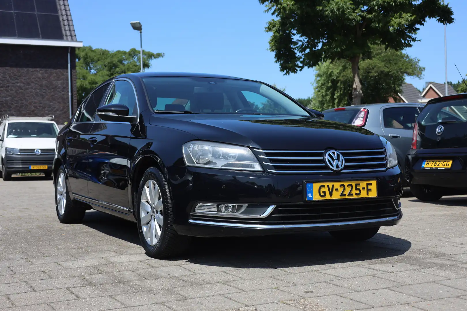 Volkswagen Passat 1.4 TSI HIGHLINE I CLIMA | CRUISE I NAVI | TREKHAA Zwart - 2