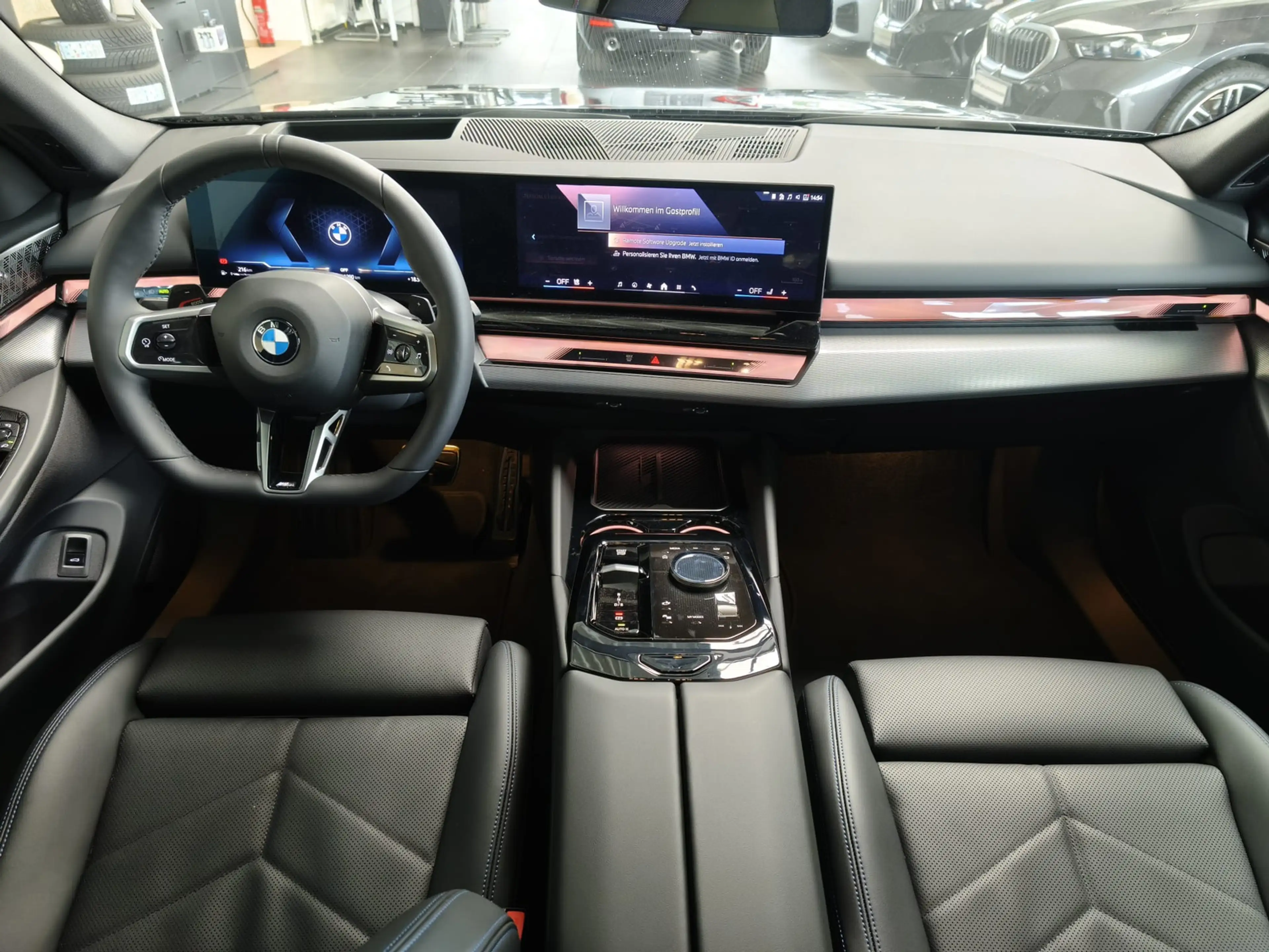 BMW 520 d Tour.xDr M Sport Pro ACC/Pano/360°/B&W/21"/HUD — photo 13