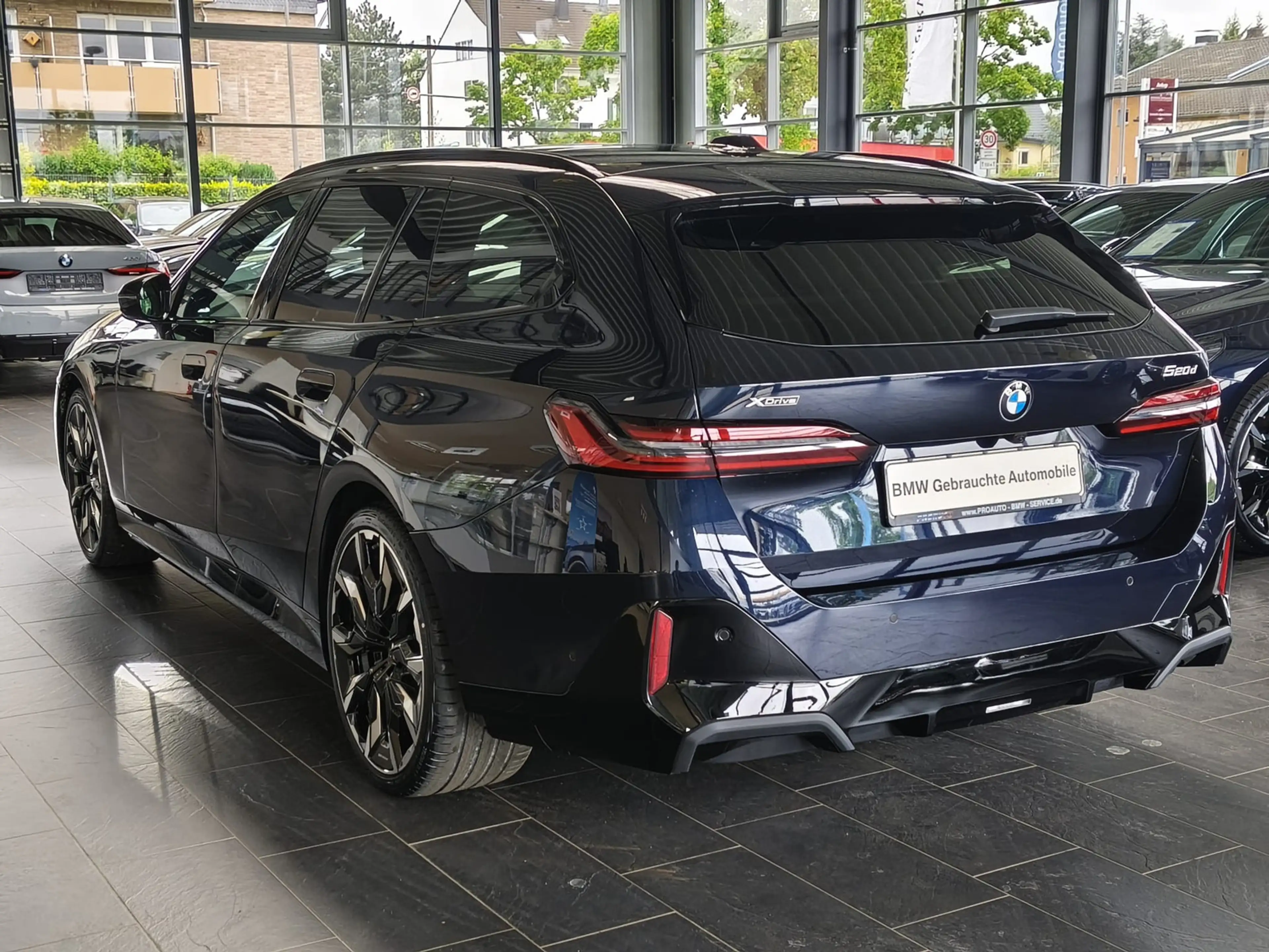 BMW 520 d Tour.xDr M Sport Pro ACC/Pano/360°/B&W/21"/HUD — photo 4