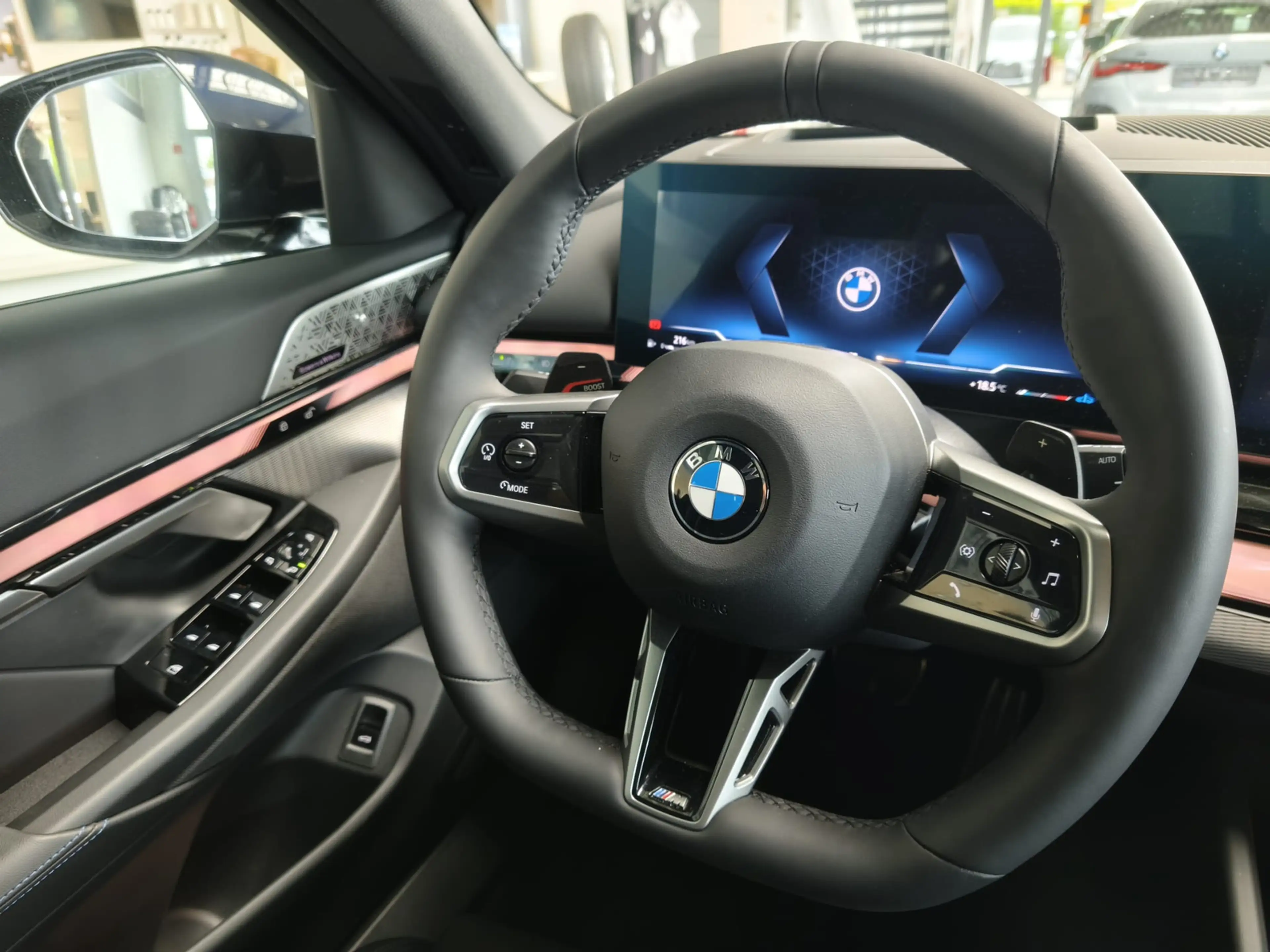 BMW 520 d Tour.xDr M Sport Pro ACC/Pano/360°/B&W/21"/HUD — photo 11
