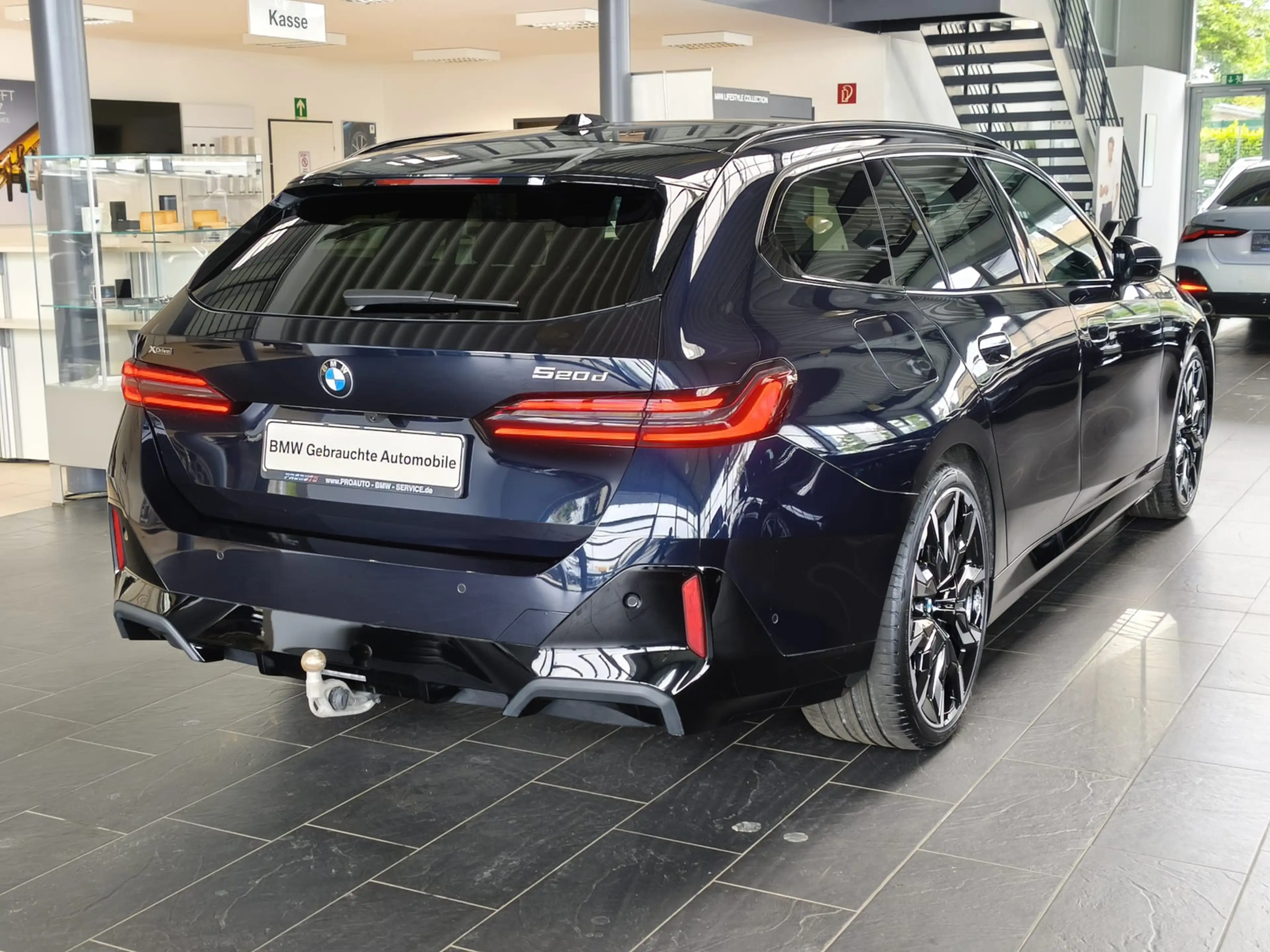 BMW 520 d Tour.xDr M Sport Pro ACC/Pano/360°/B&W/21"/HUD — photo 7