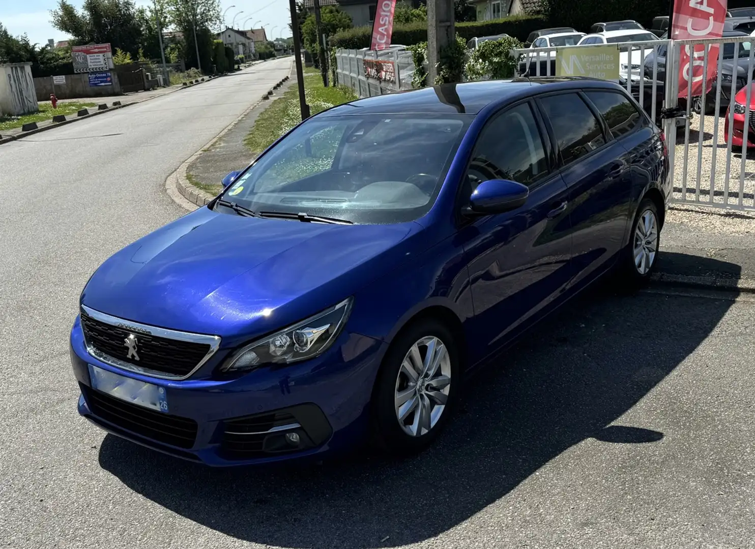 Peugeot 308 1.5 BLUEHDI 130CV EAT8 TOIT PANORAMIQUE DISTRIBUTI Bleu - 1