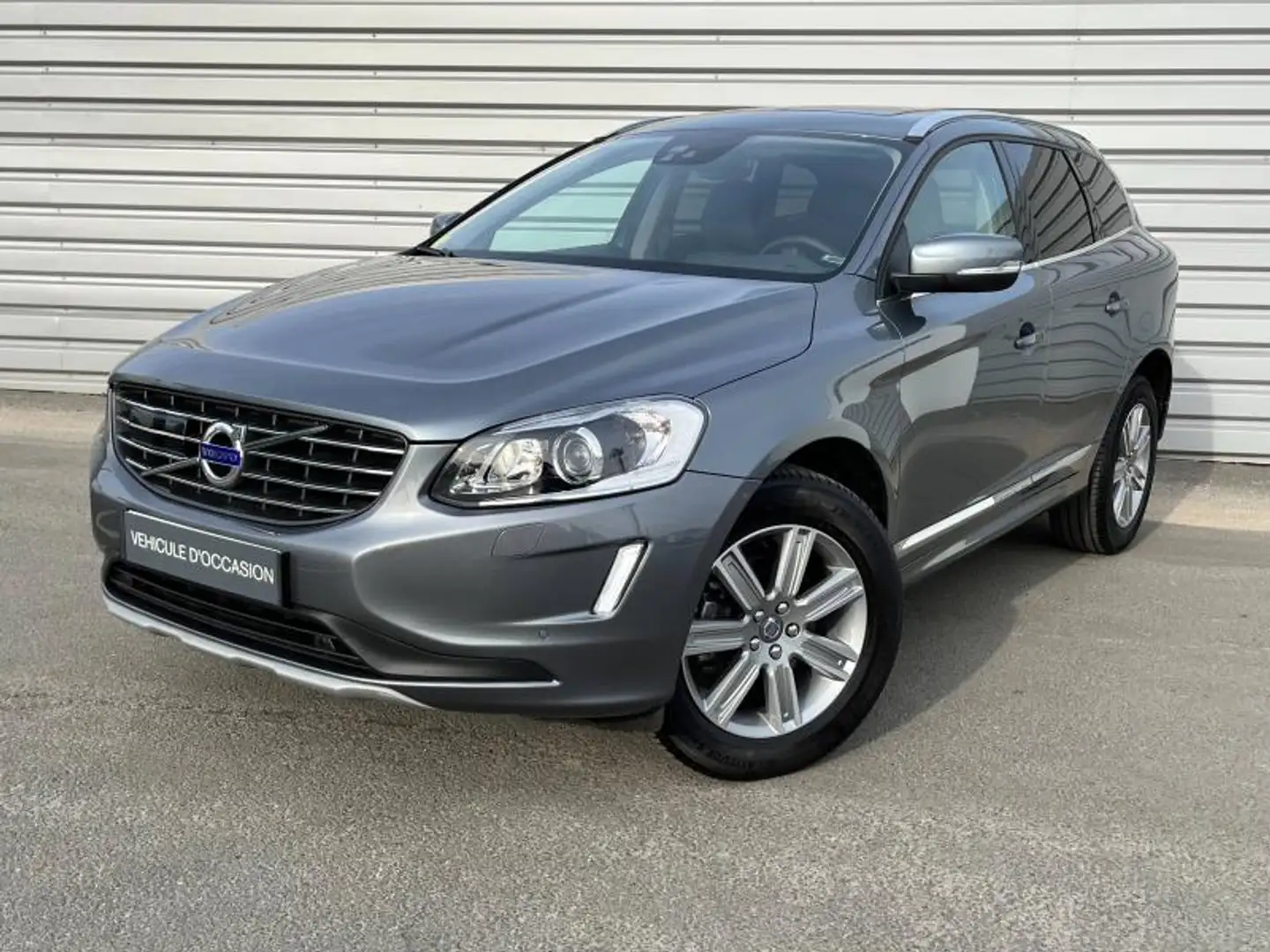 Volvo XC60 D4 190ch Signature Edition Geartronic - 1