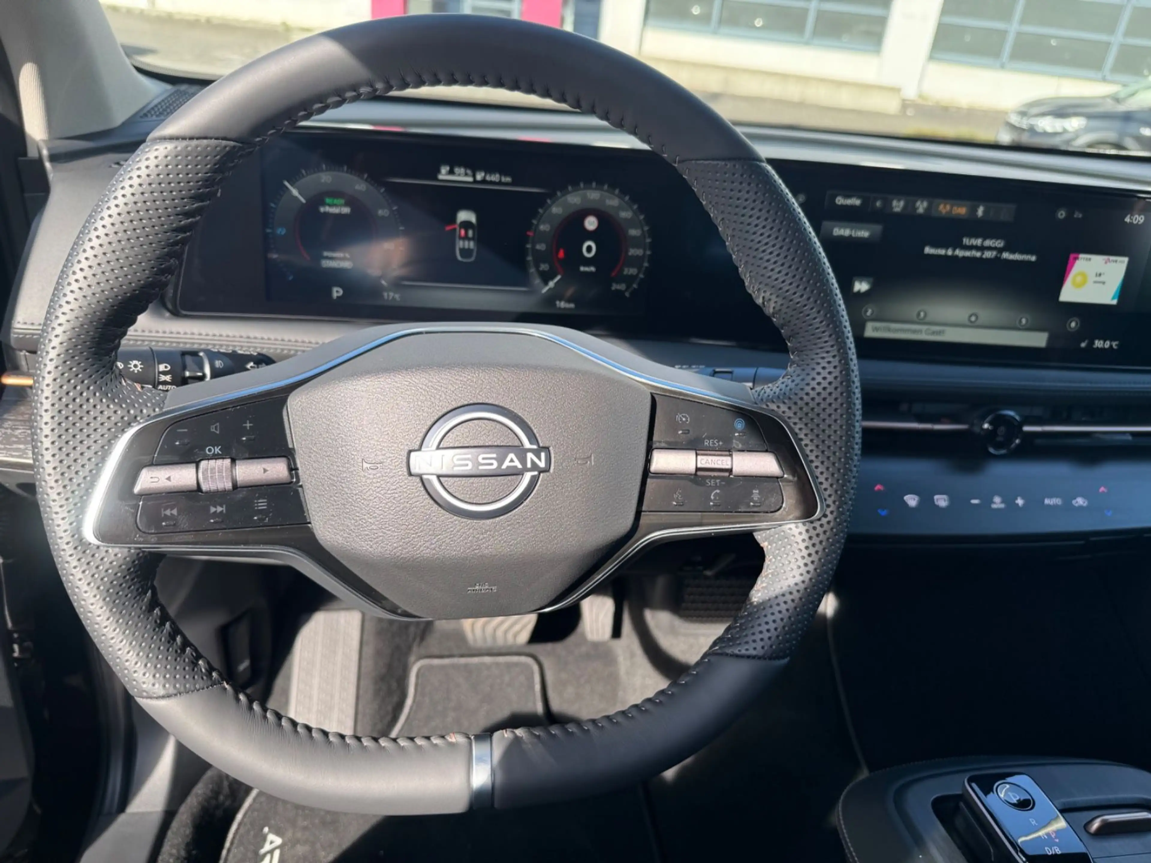 Nissan Ariya 87kWh e-4ORCE Allrad 225kW Advance Pack — photo 15
