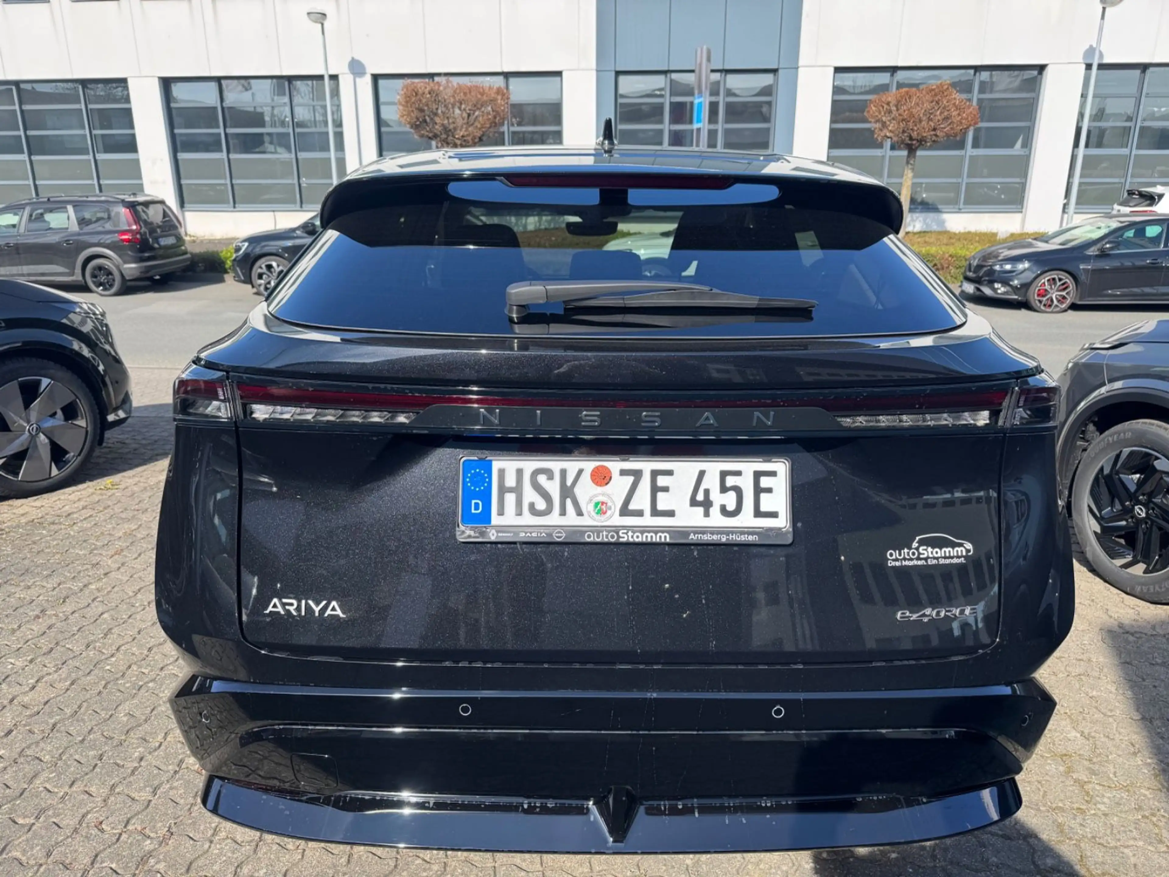Nissan Ariya 87kWh e-4ORCE Allrad 225kW Advance Pack — photo 10