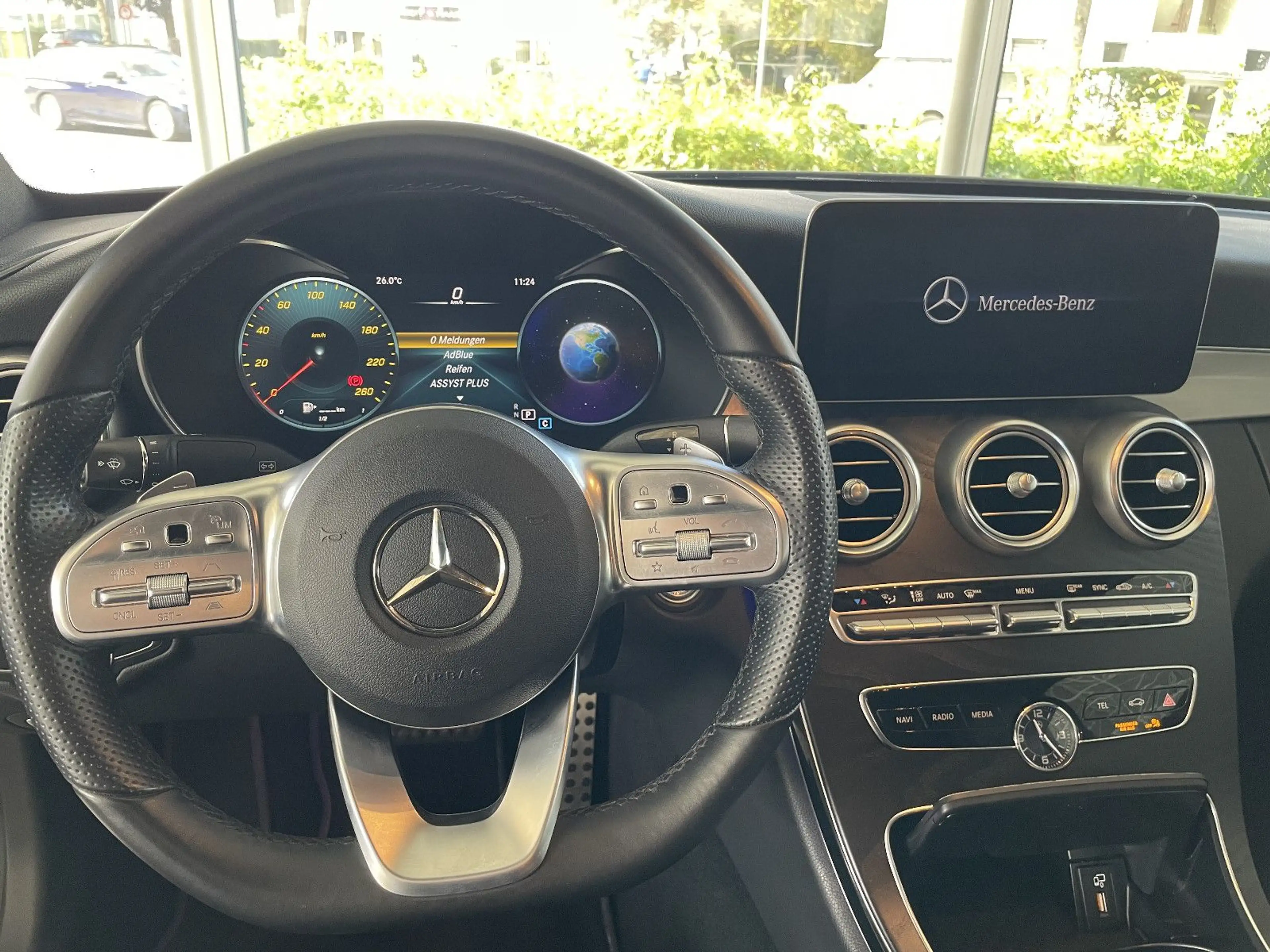 Mercedes-Benz C 300 d AMG 4matic 360° HUD Panorama — photo 14