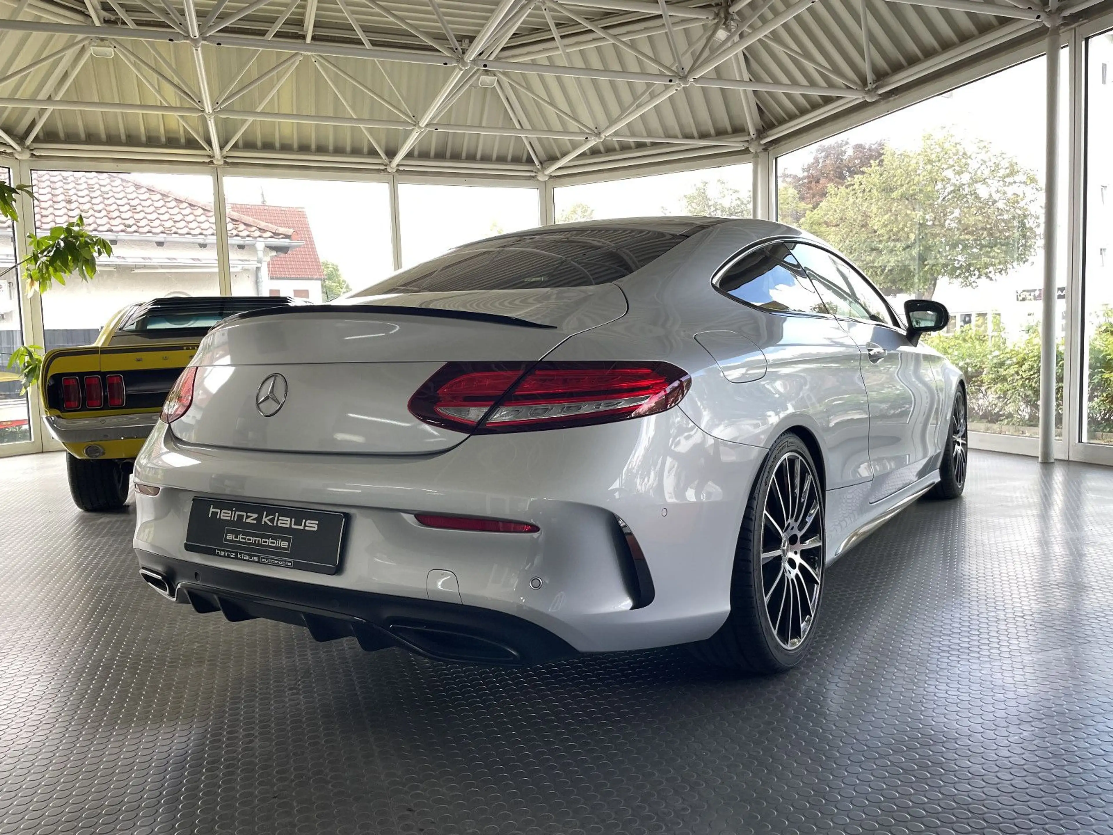 Mercedes-Benz C 300 d AMG 4matic 360° HUD Panorama — photo 5