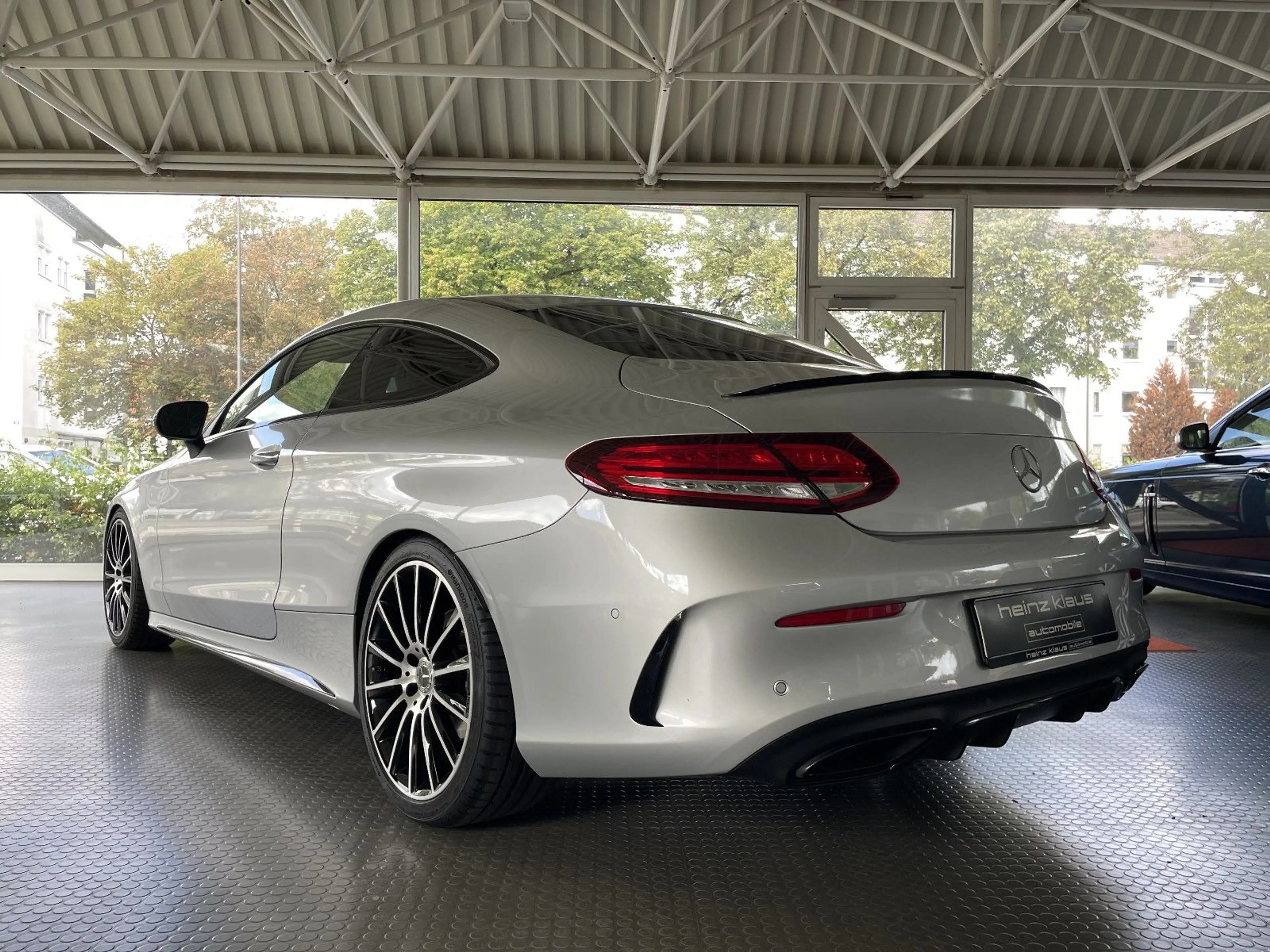 Mercedes-Benz C 300 d AMG 4matic 360° HUD Panorama — photo 6