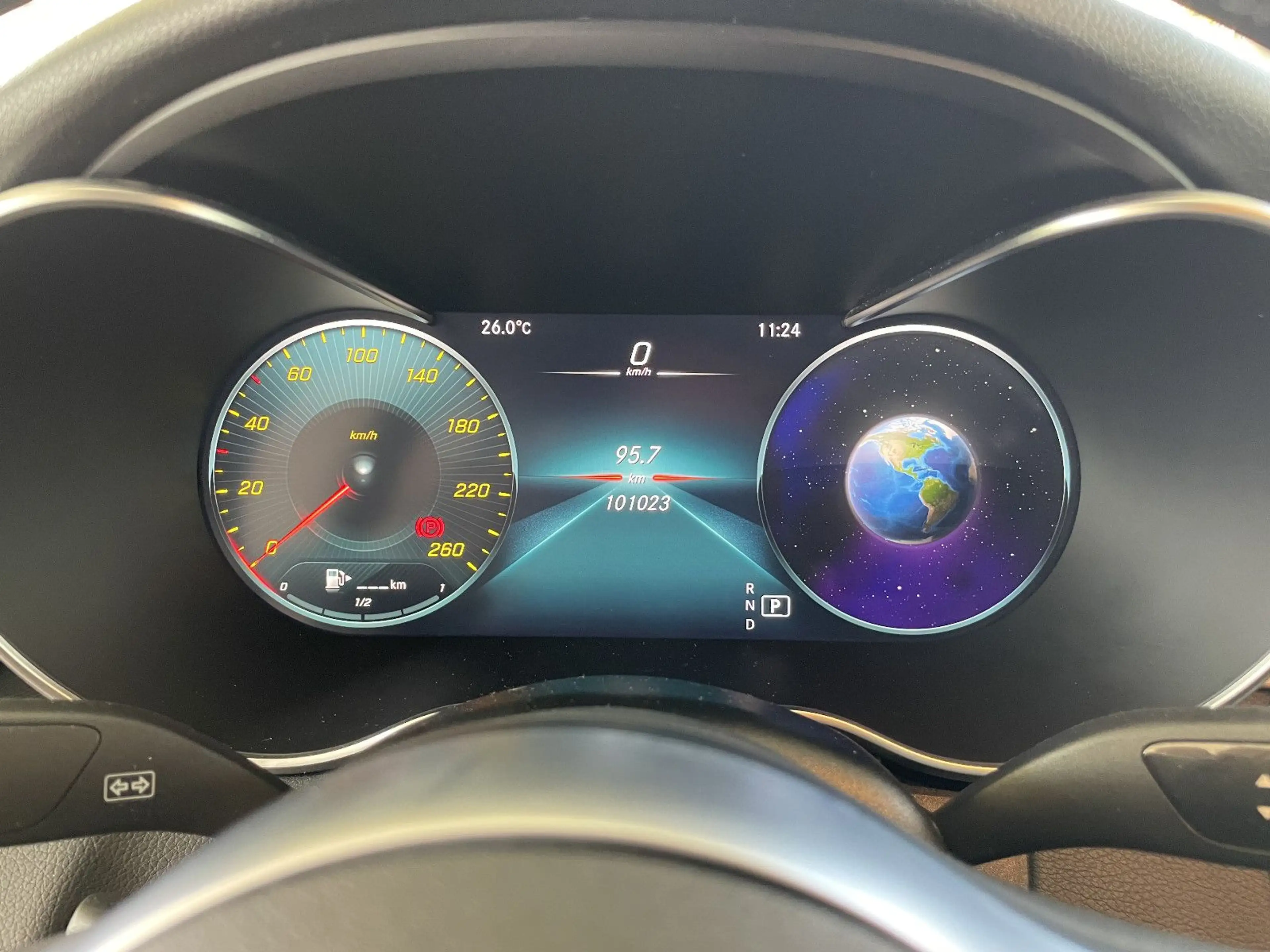 Mercedes-Benz C 300 d AMG 4matic 360° HUD Panorama — photo 12