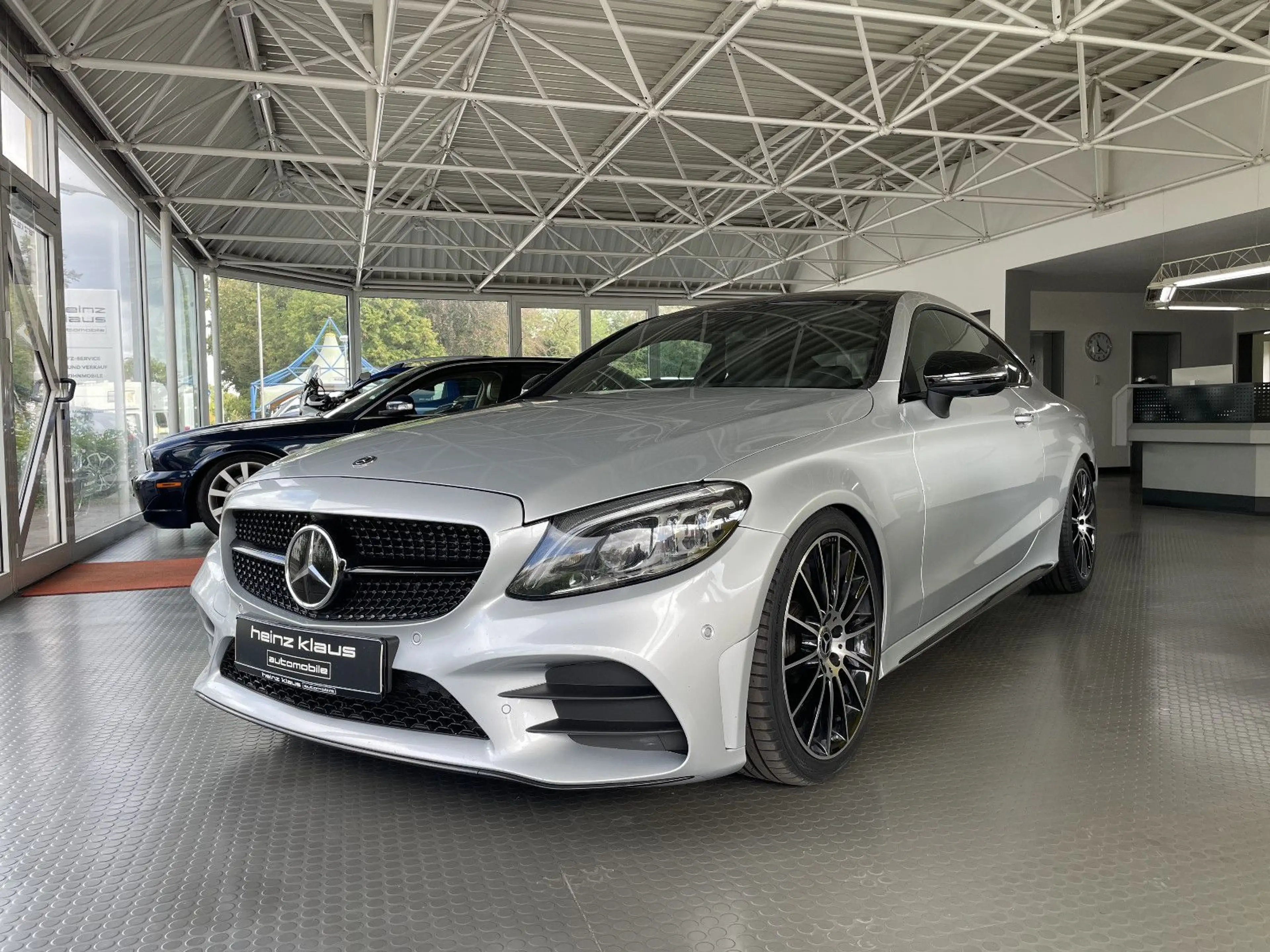 Mercedes-Benz C 300 d AMG 4matic 360° HUD Panorama
