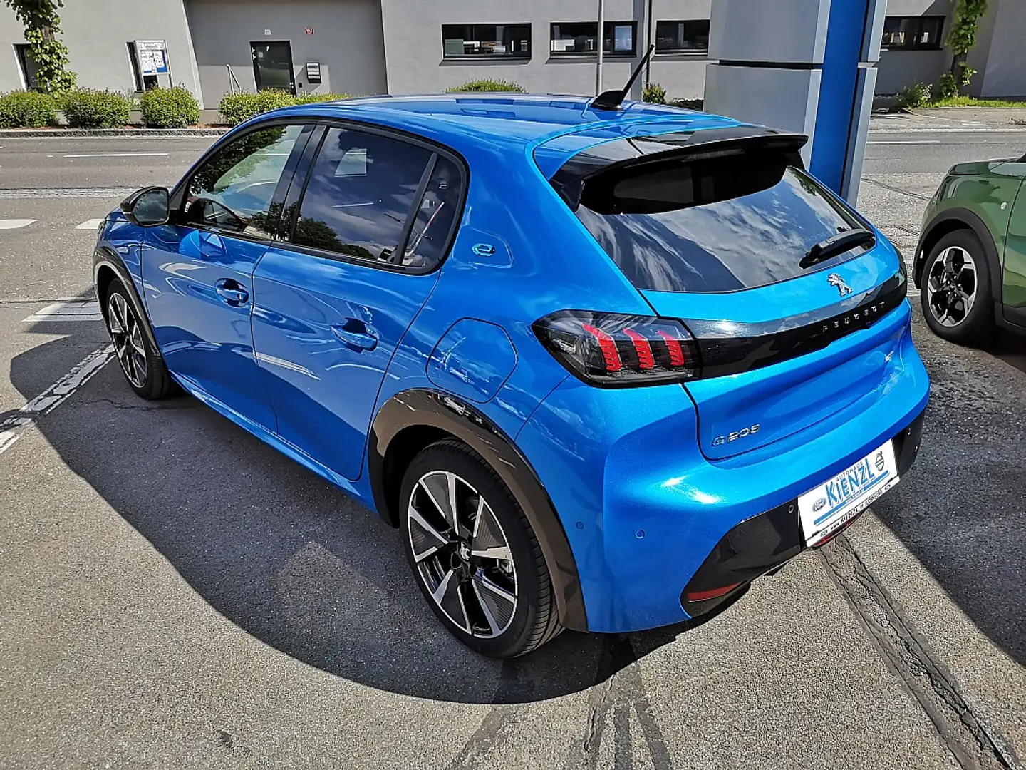 Peugeot e-208 208 e Blau - 2