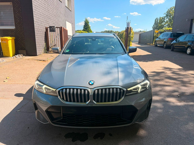 BMW 320 d Touring Aut. M Sport//PANO//KLIMA//NAVI — photo 2